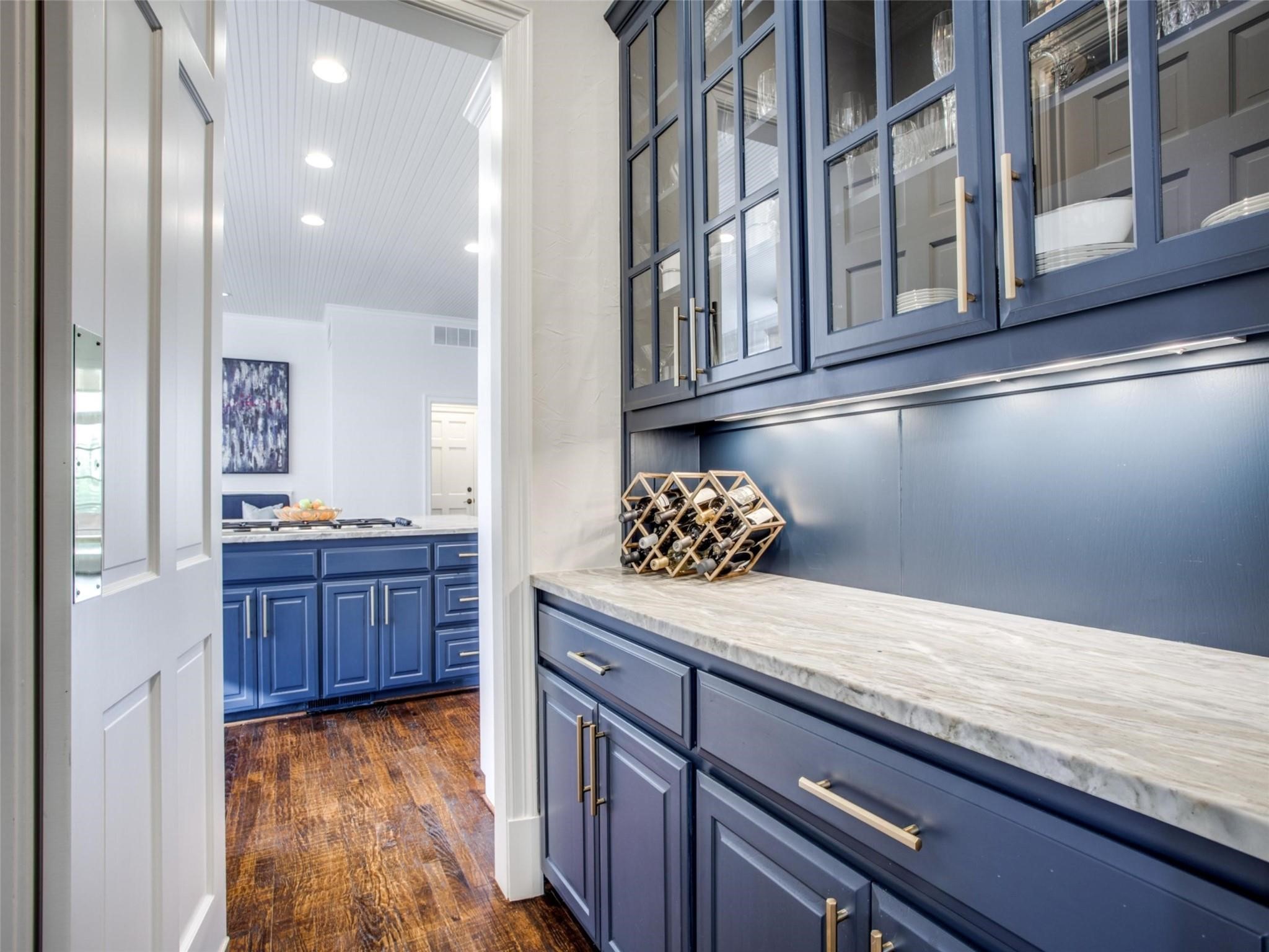 3909 Greenbrier Drive