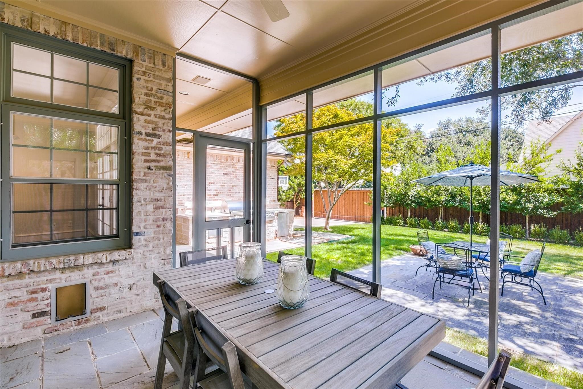 3909 Greenbrier Drive
