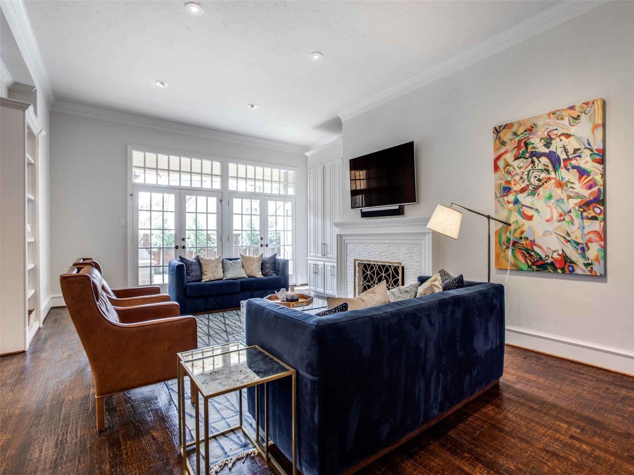 3909 Greenbrier Drive
