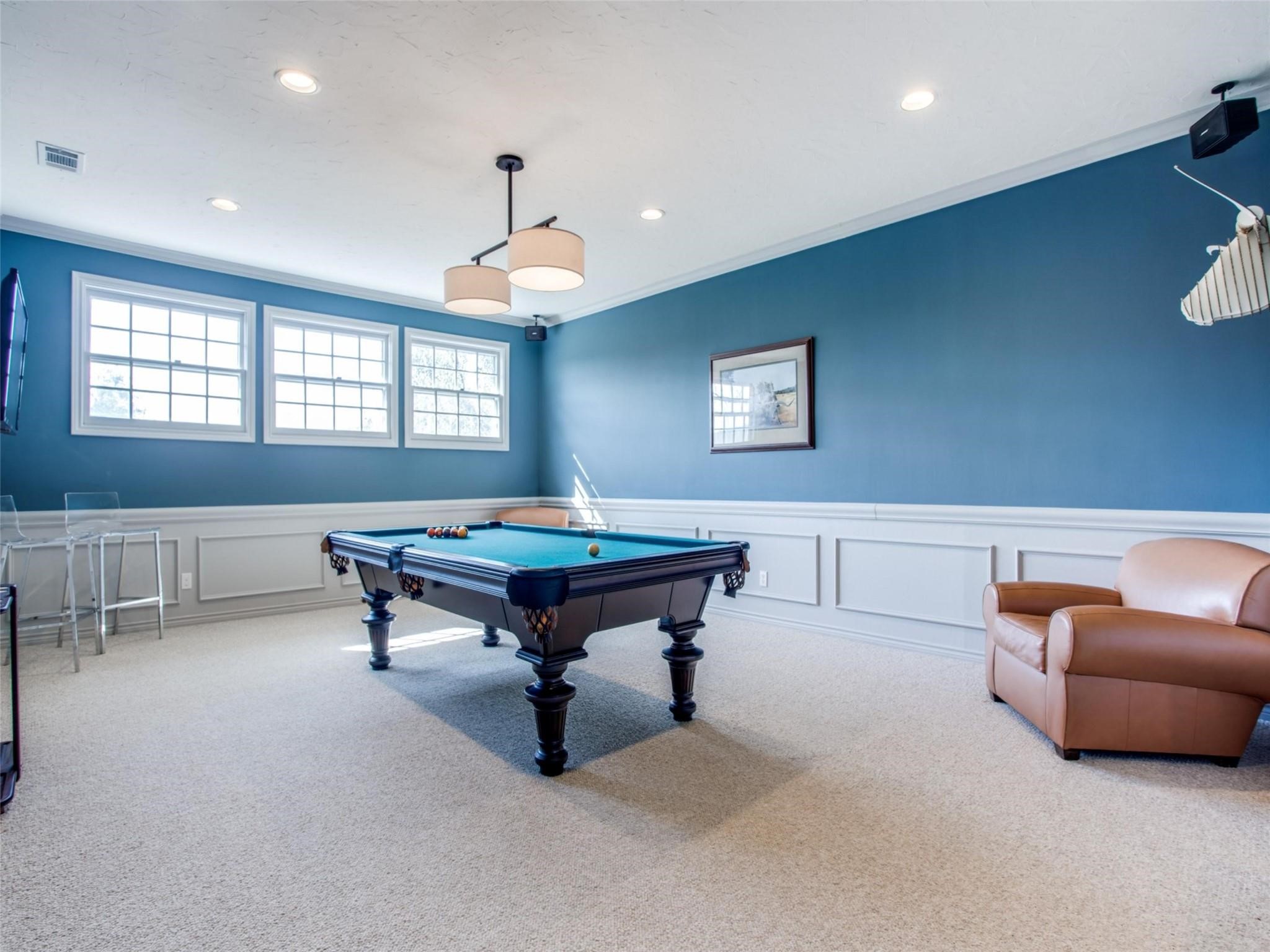 3909 Greenbrier Drive