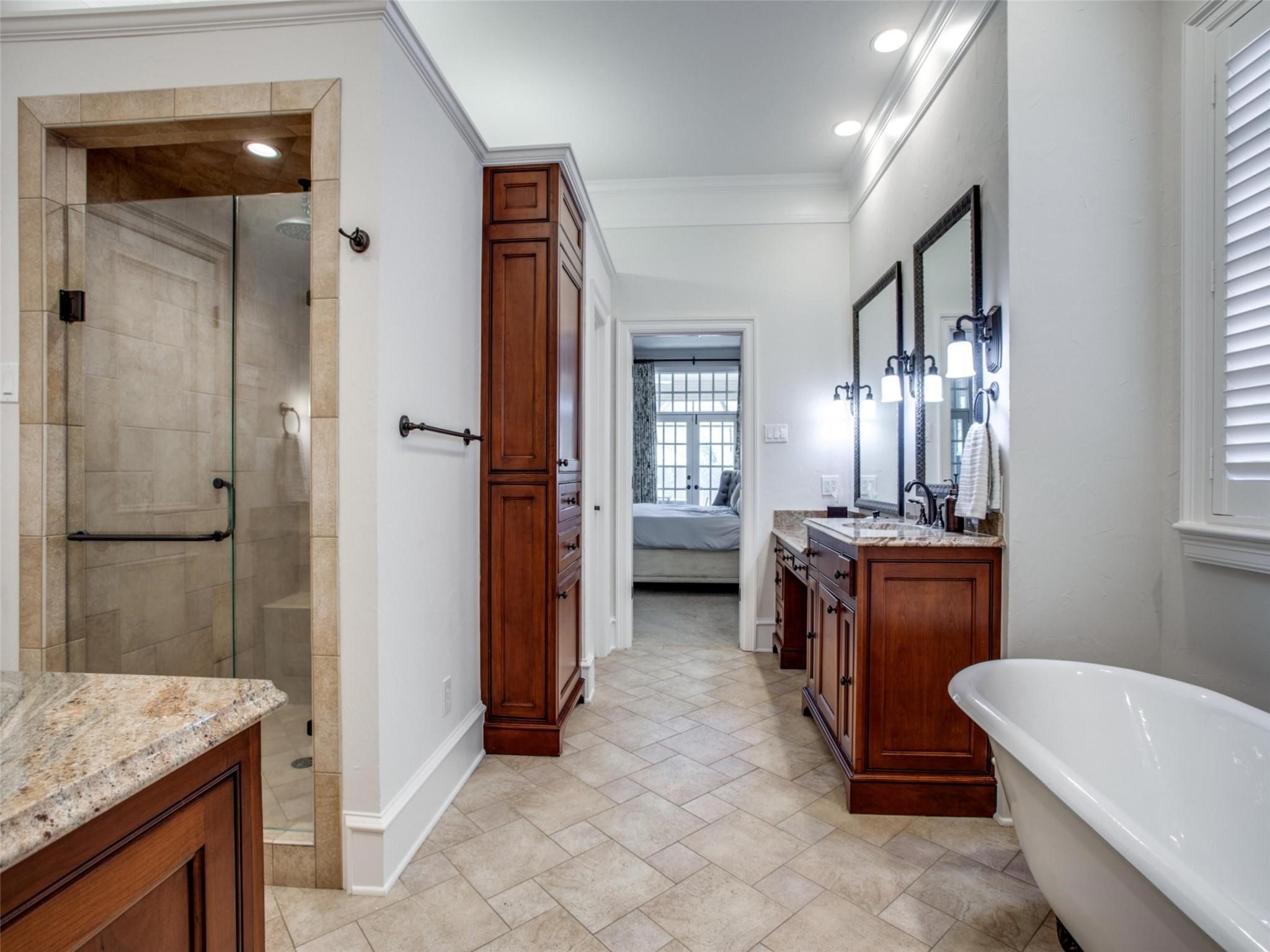 3909 Greenbrier Drive