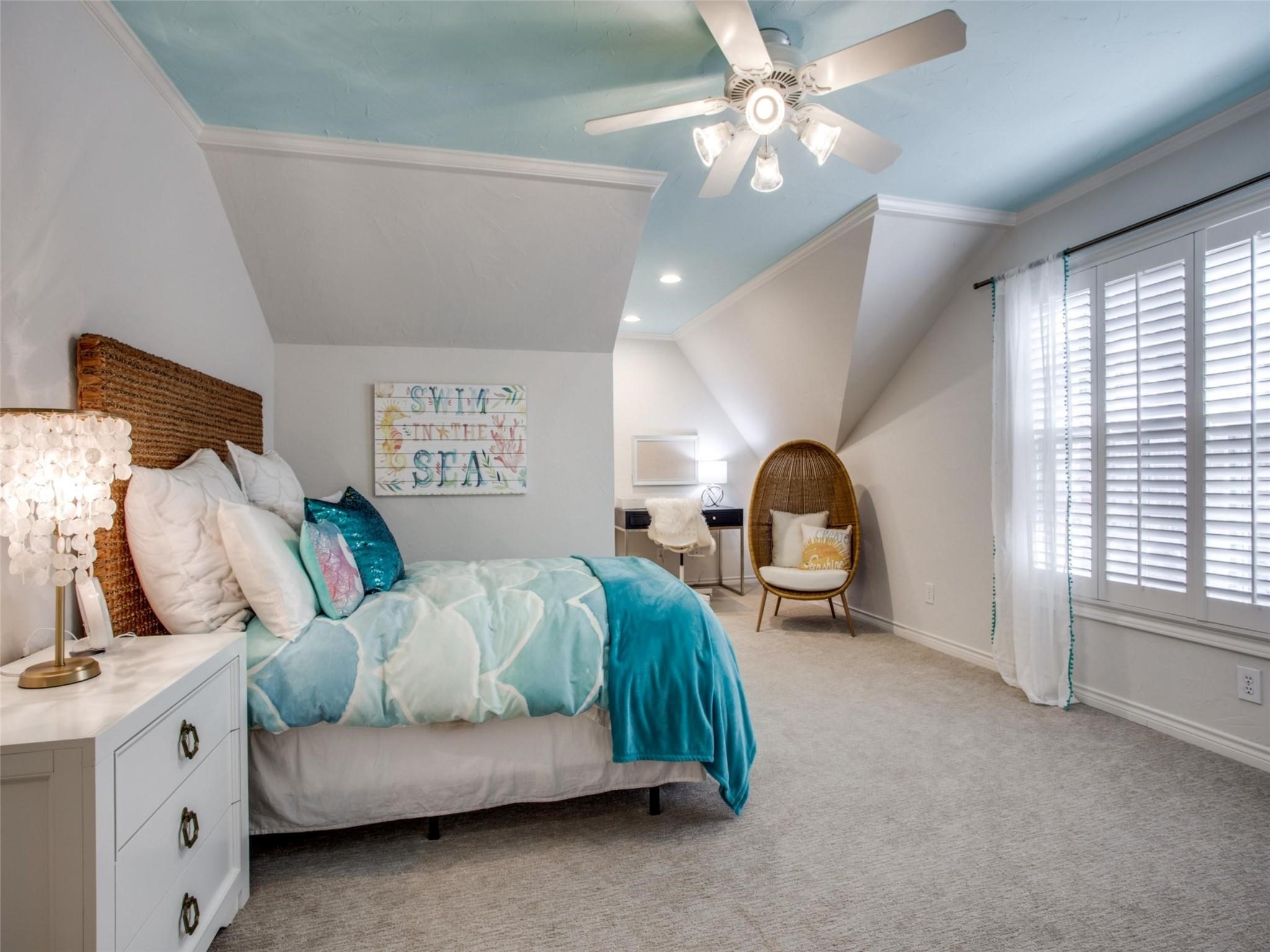 3909 Greenbrier Drive