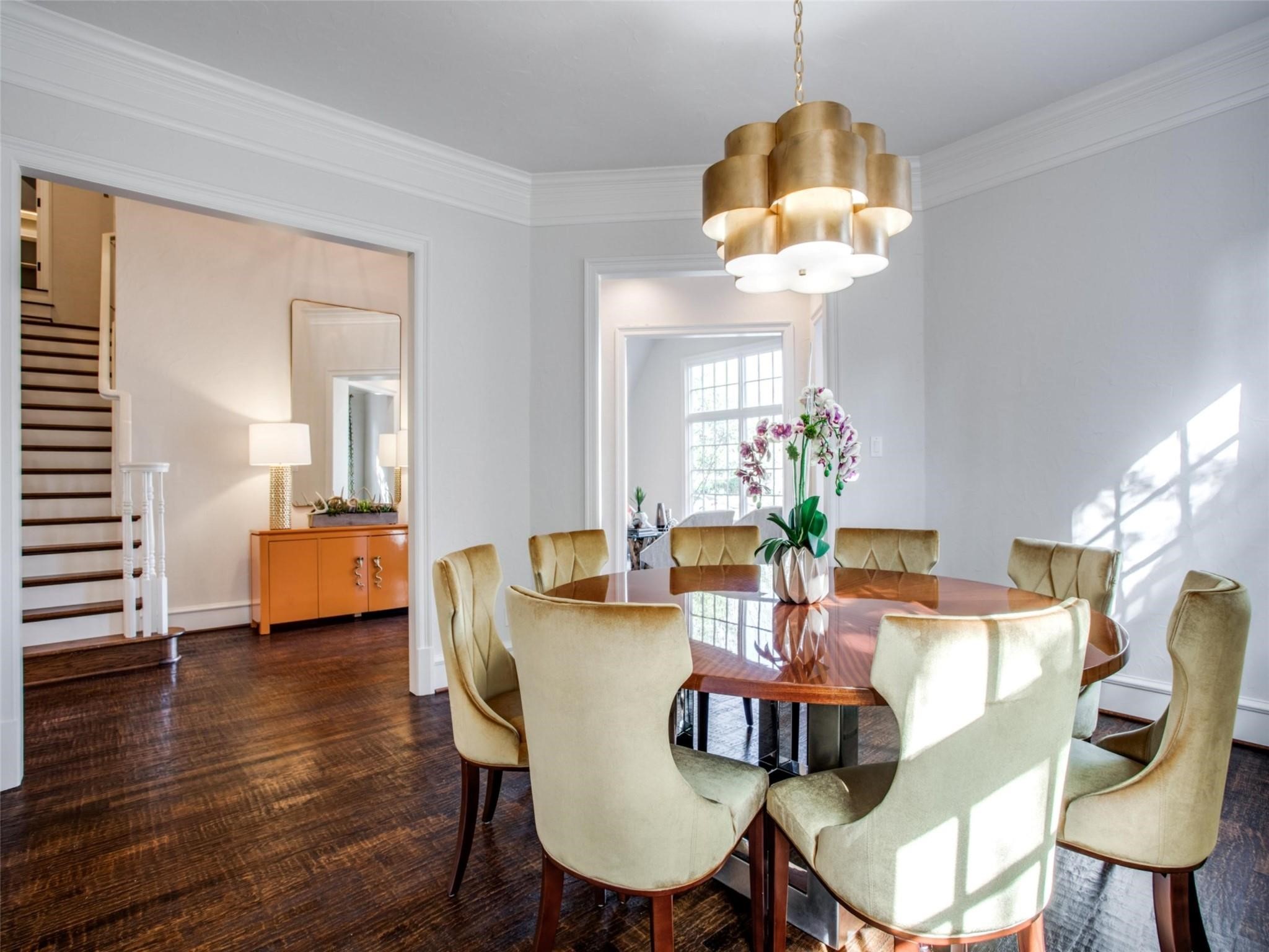 3909 Greenbrier Drive
