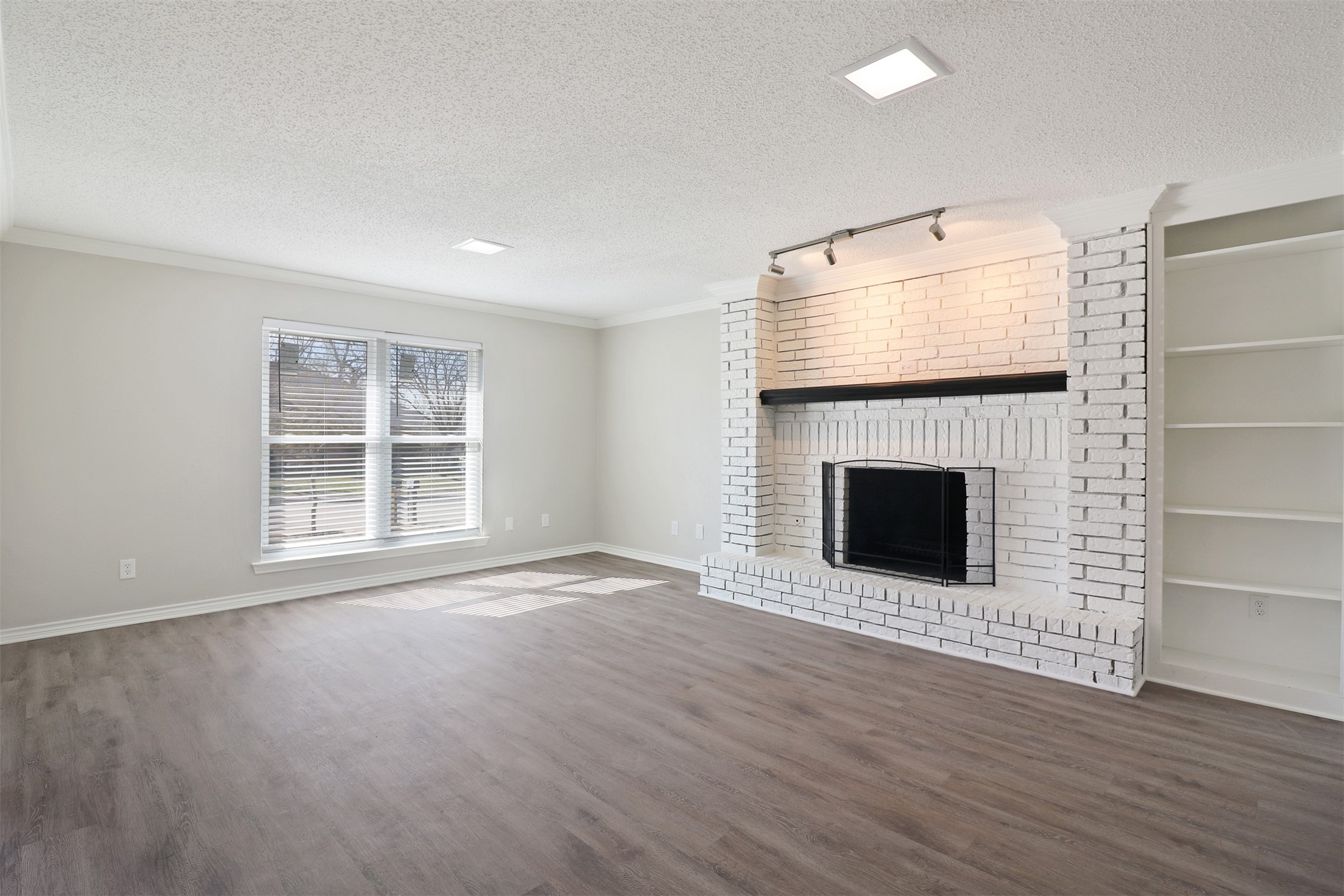 2179 Southern Place A