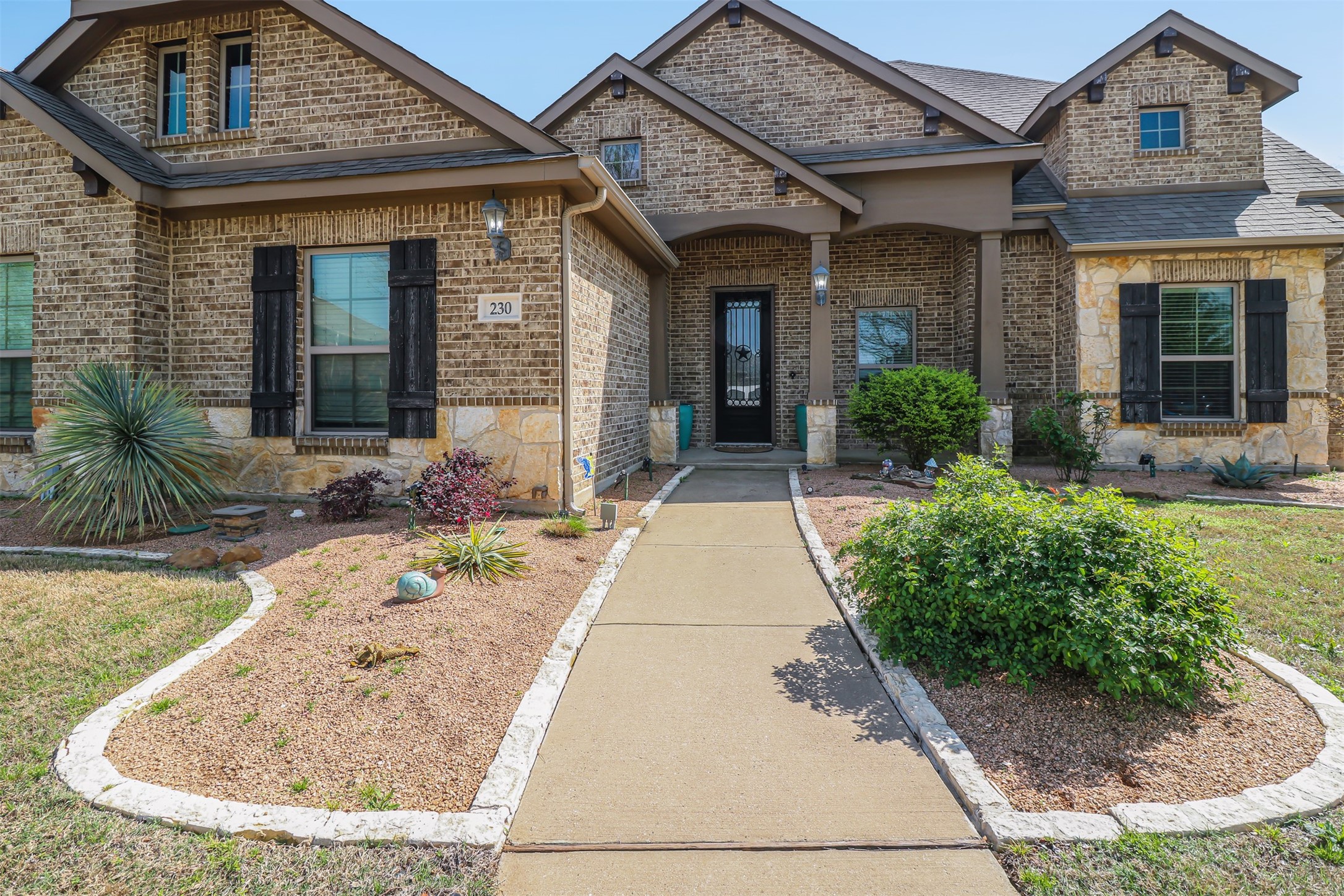 230 Sandy Way