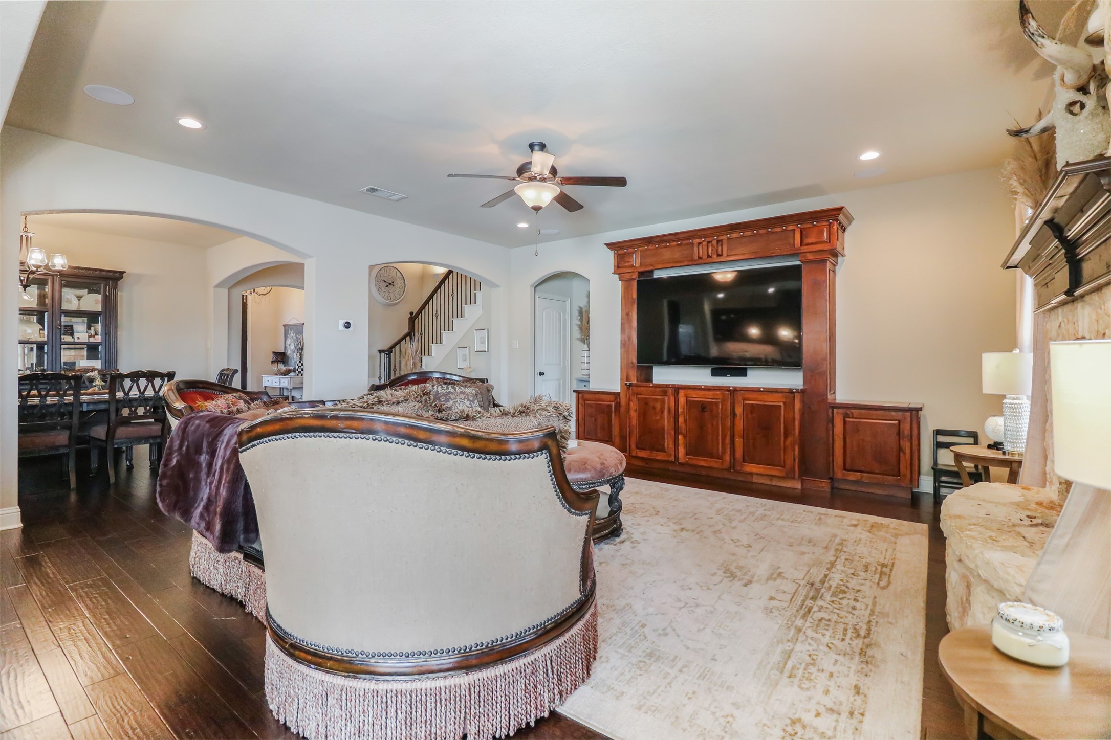 230 Sandy Way
