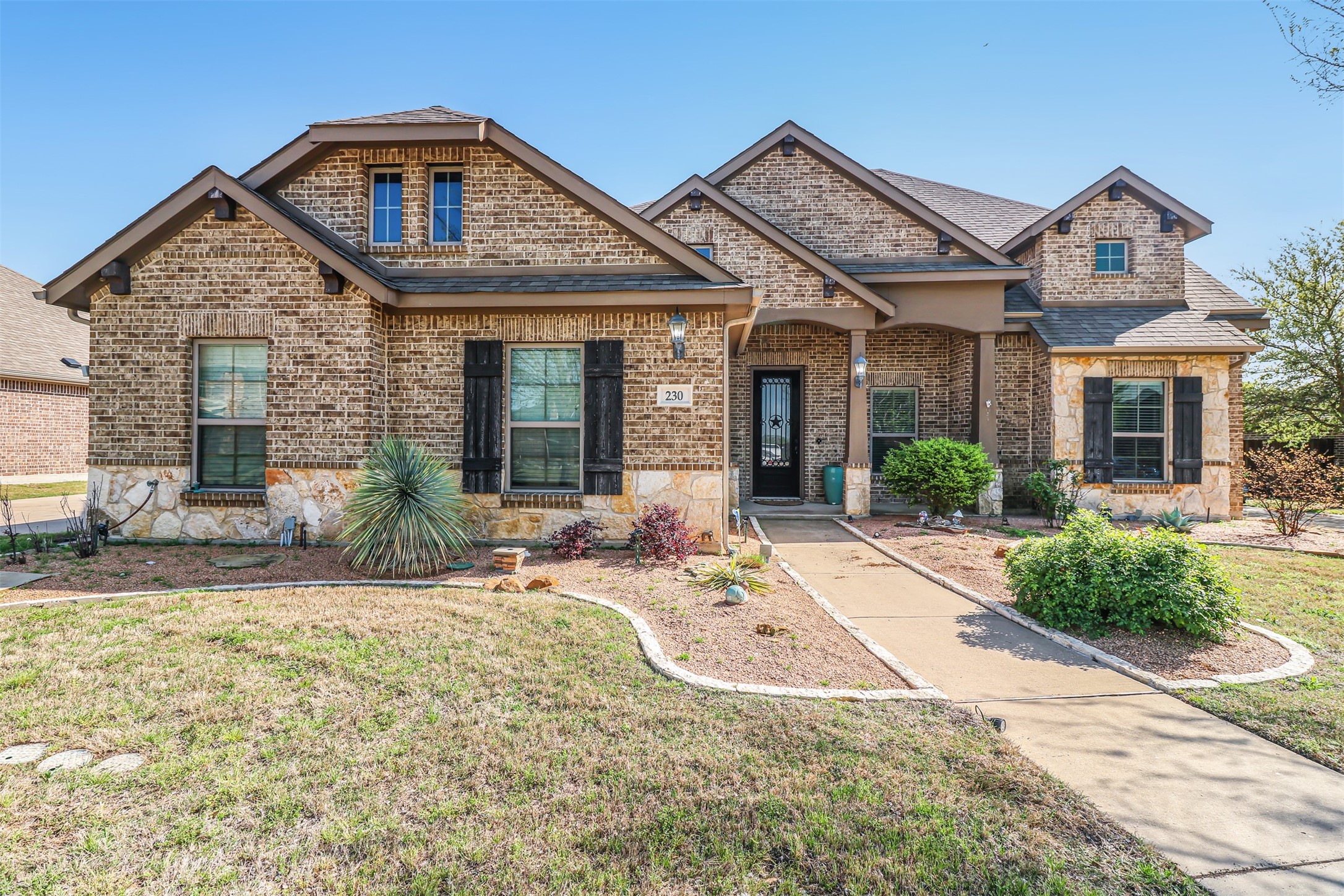 230 Sandy Way