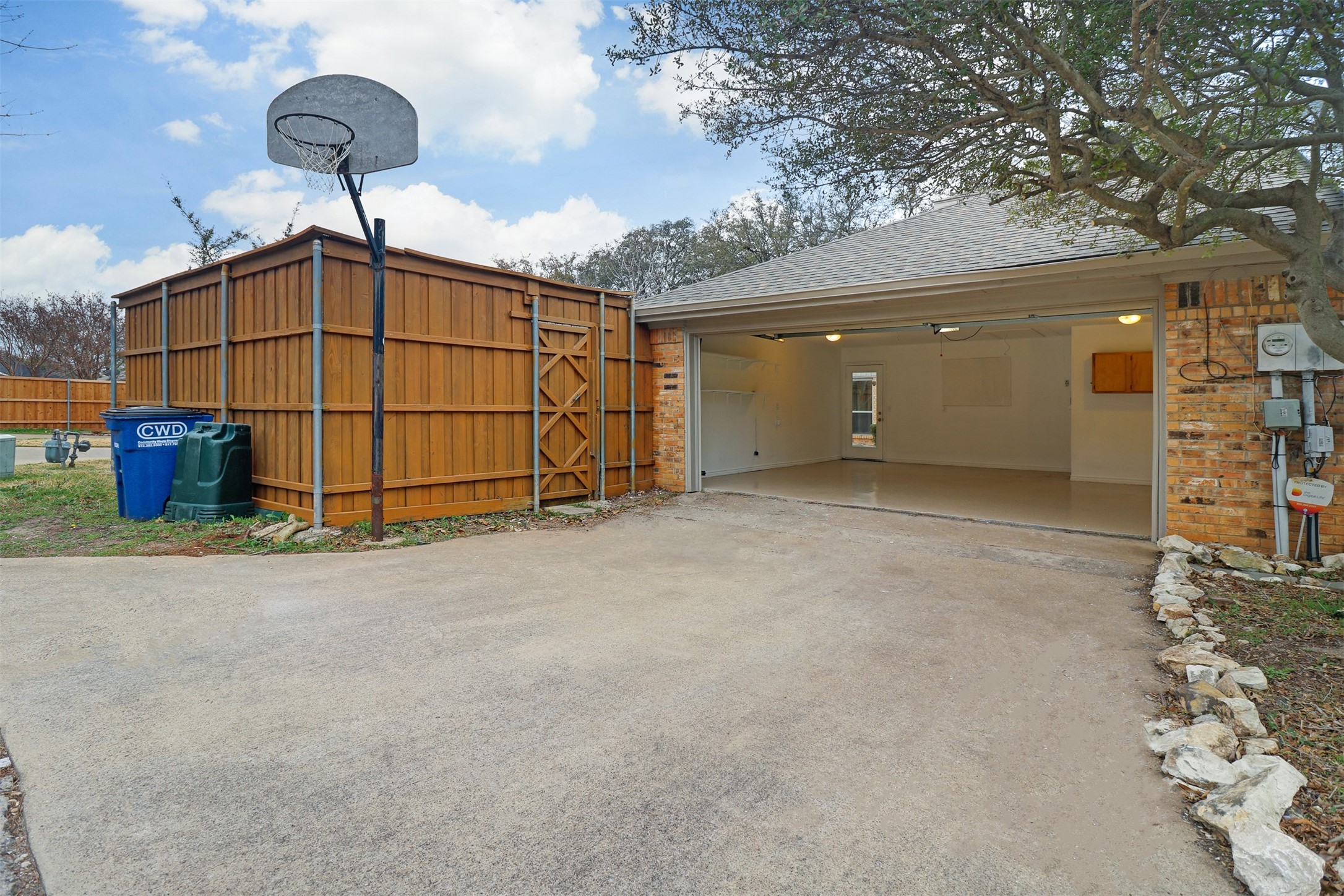 14824 Sopras Circle