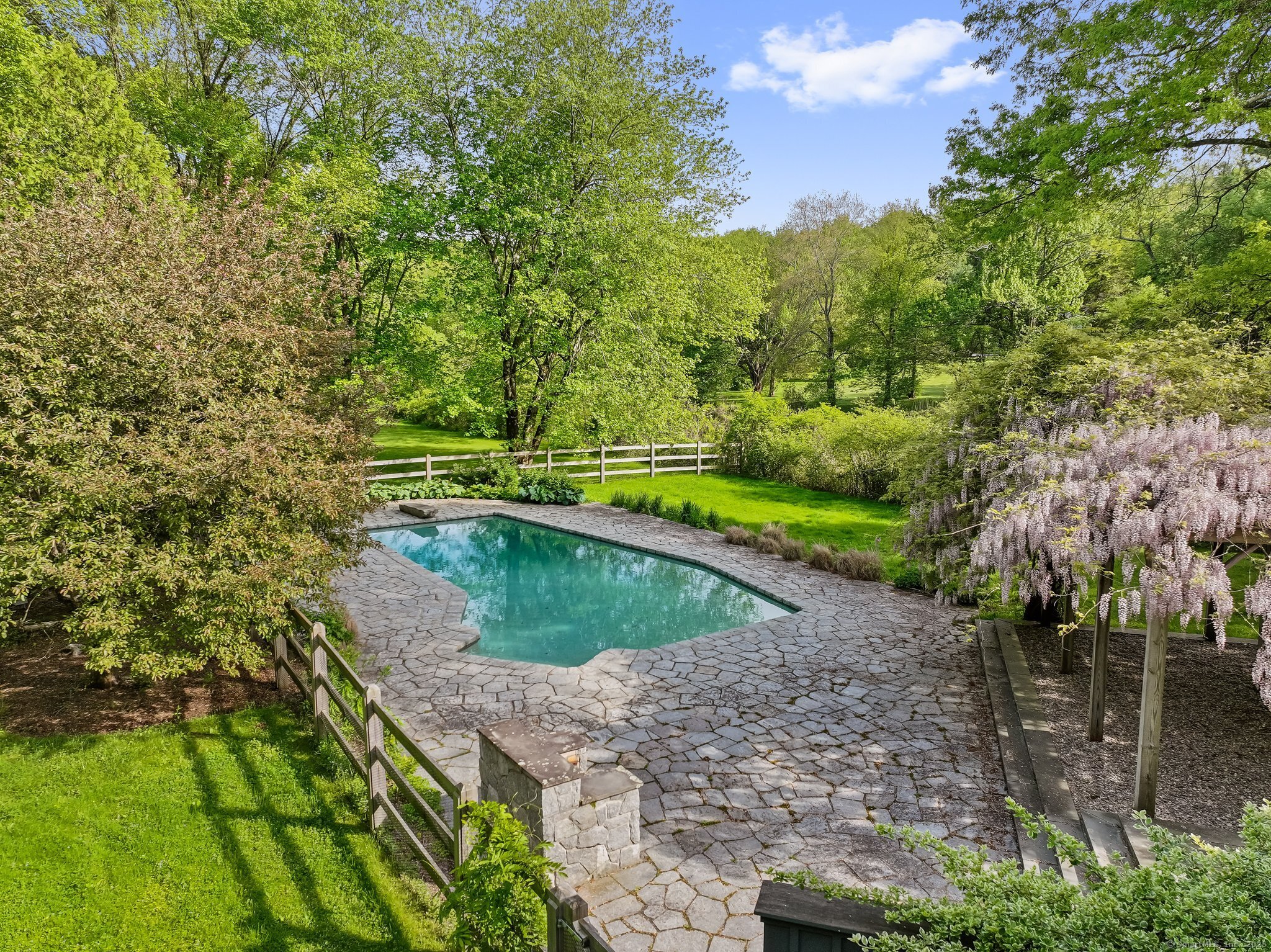 6 Old Orchard Drive