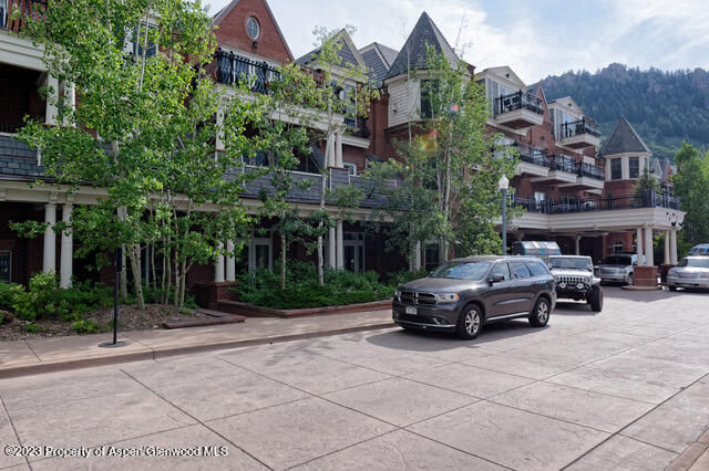 415 E Dean St. Unit 23A, Week 8