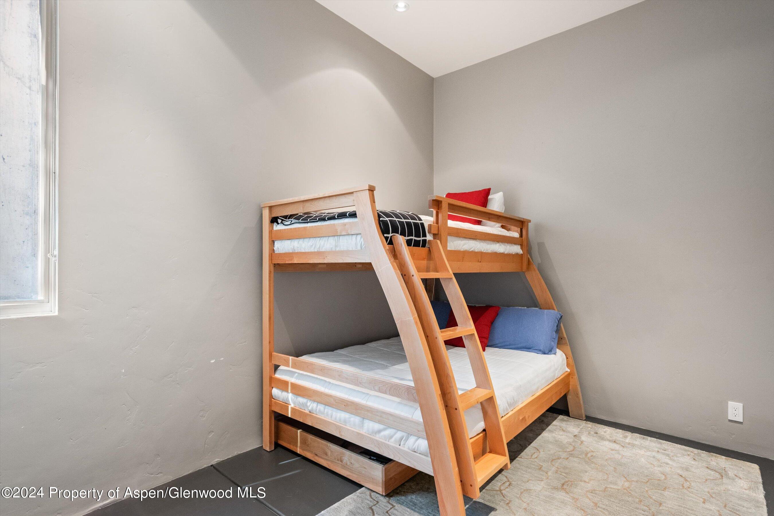 225 Cottonwood Lane