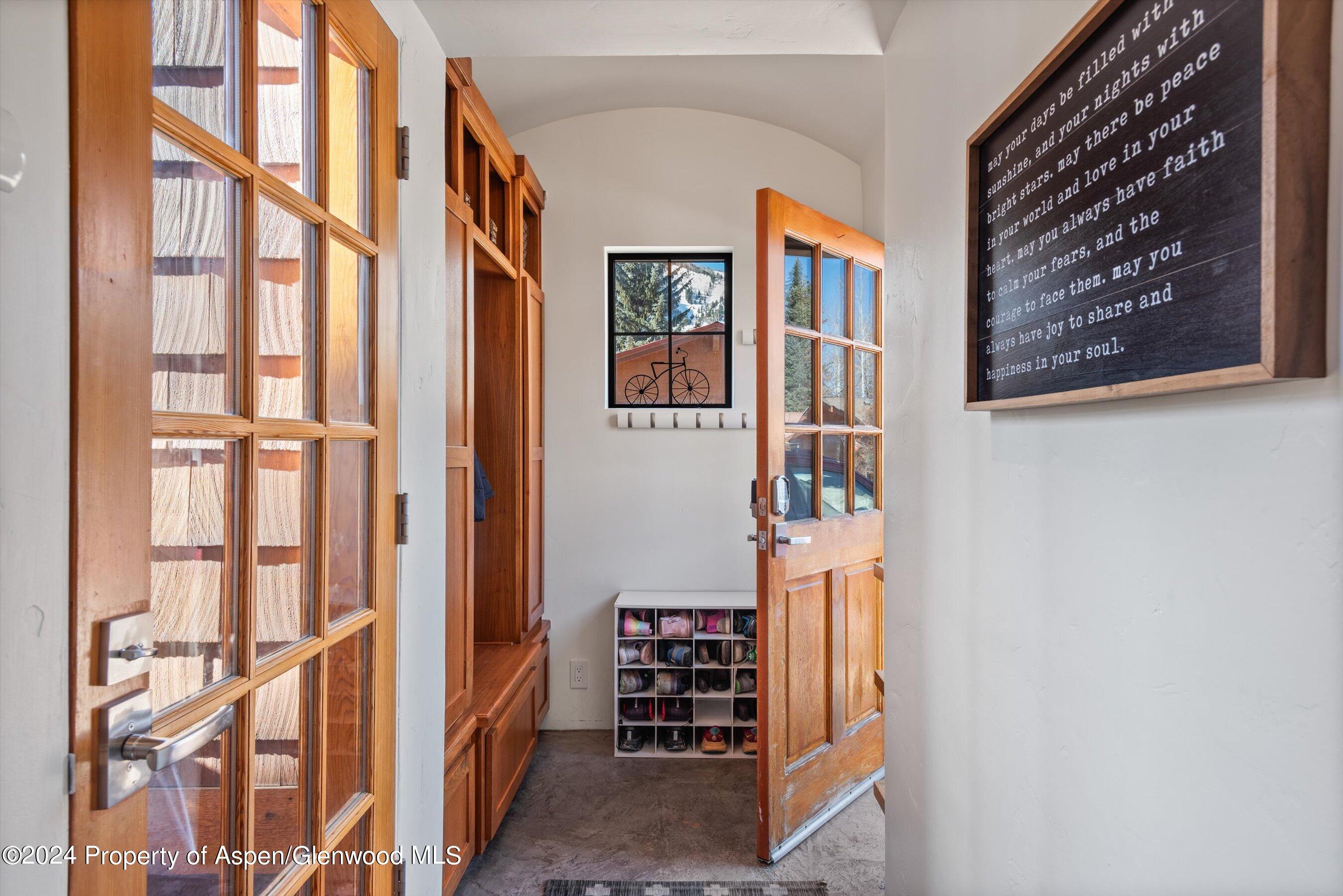 225 Cottonwood Lane