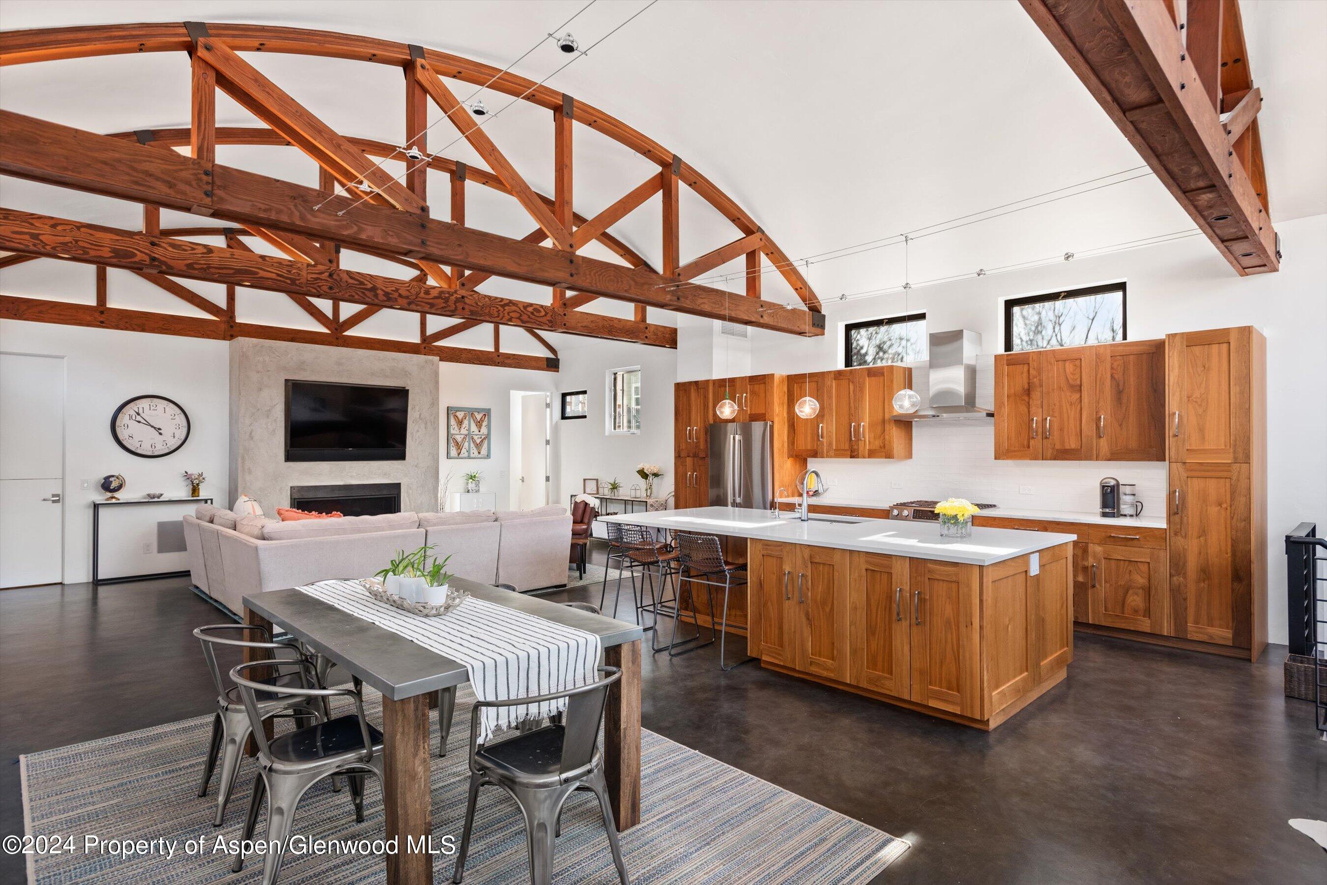 225 Cottonwood Lane