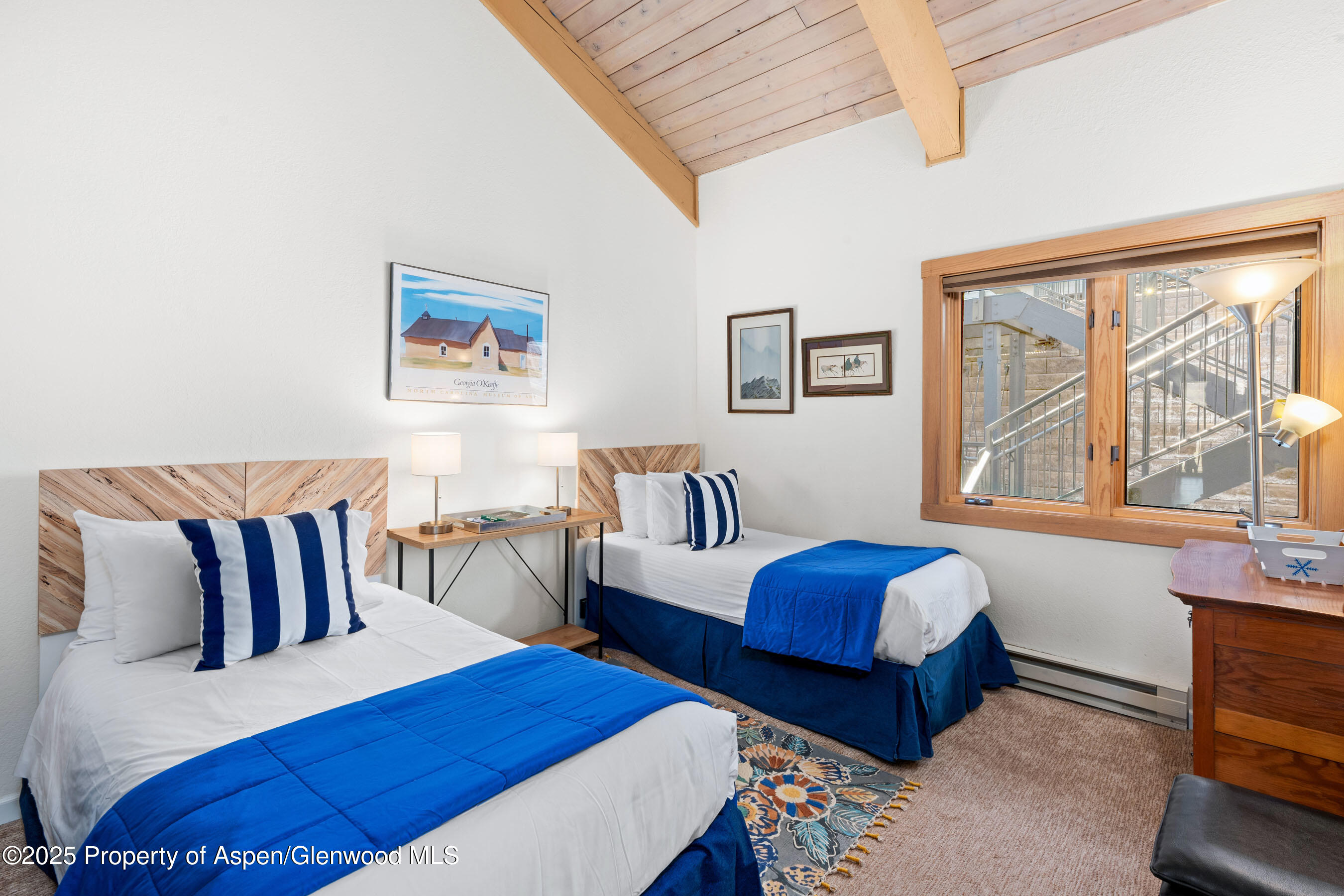 55 UPPER WOODBRIDGE Road, H-5