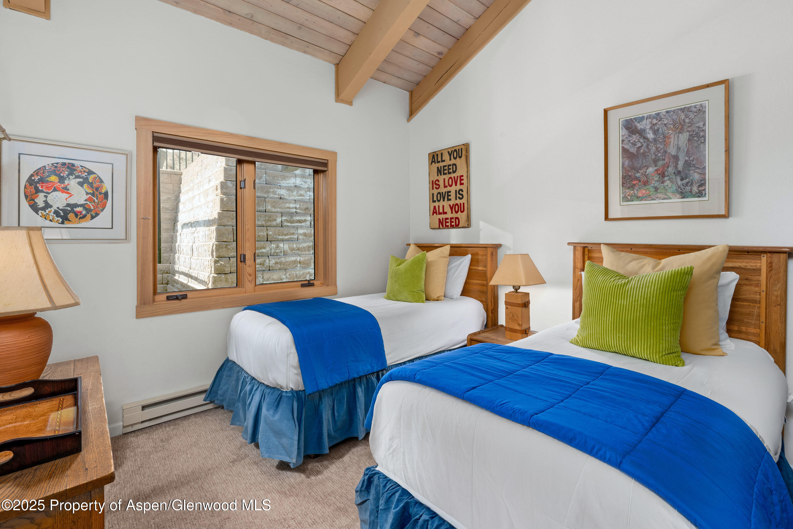 55 UPPER WOODBRIDGE Road, H-5
