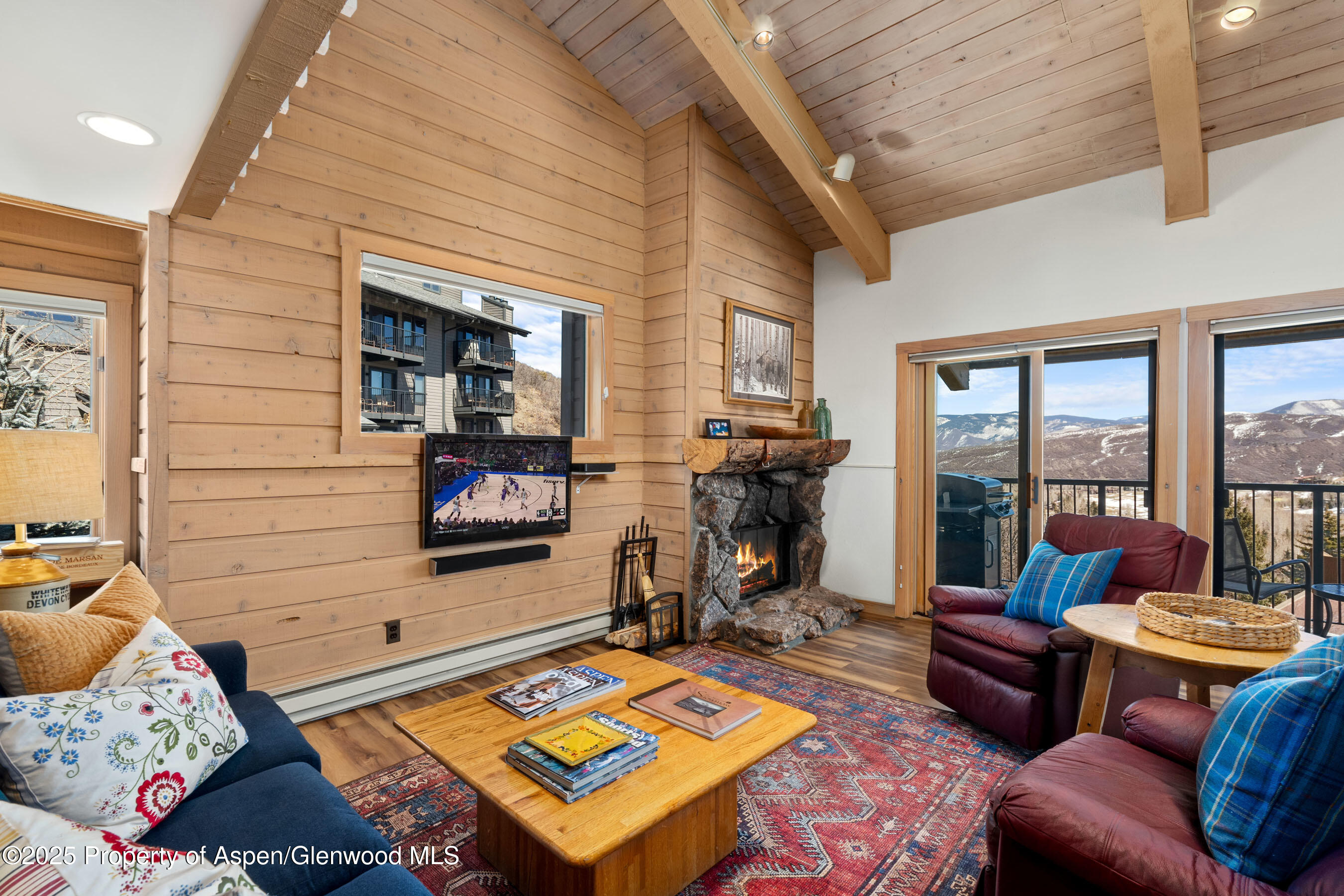 55 UPPER WOODBRIDGE Road, H-5