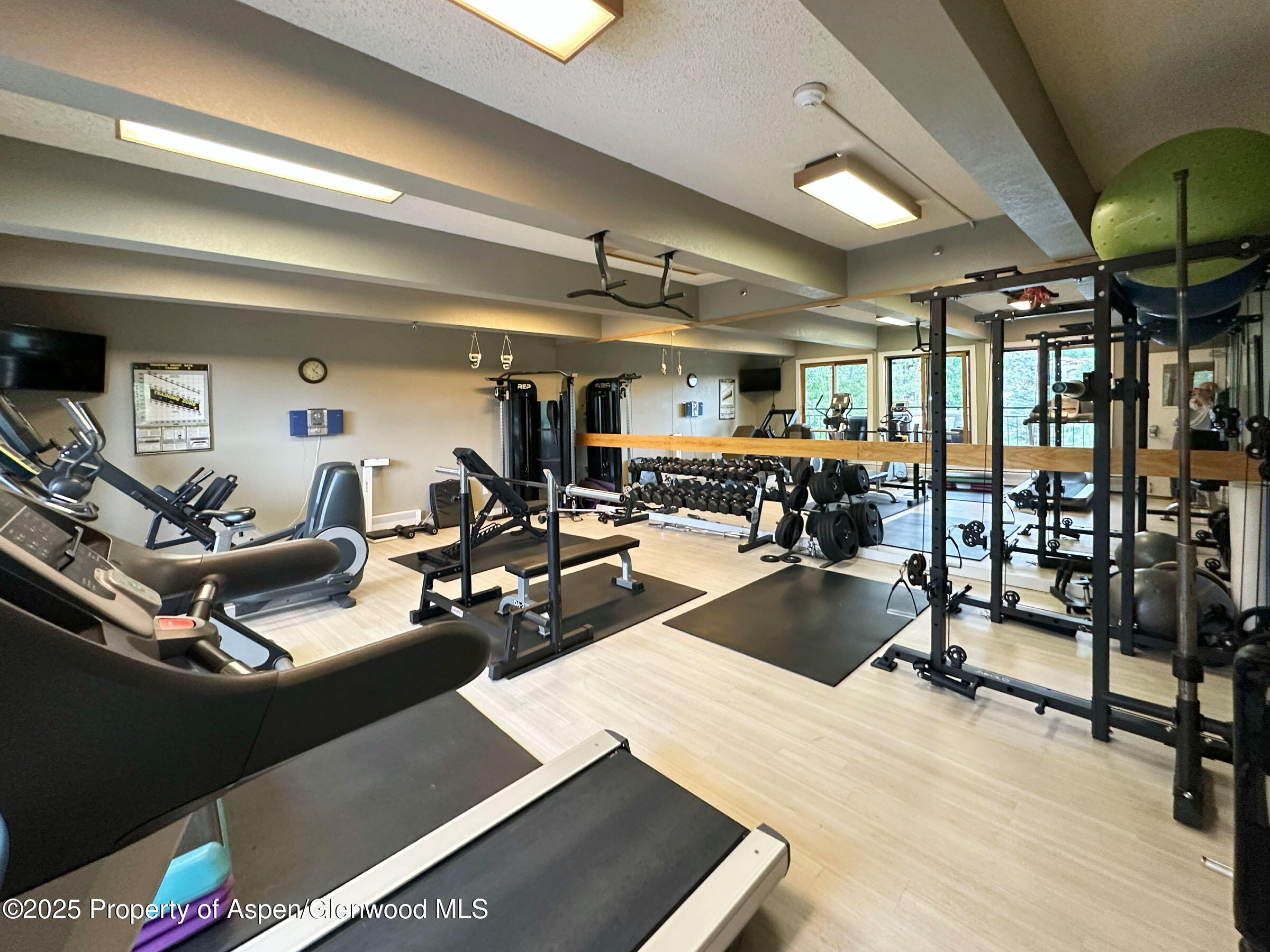 55 UPPER WOODBRIDGE Road, H-5