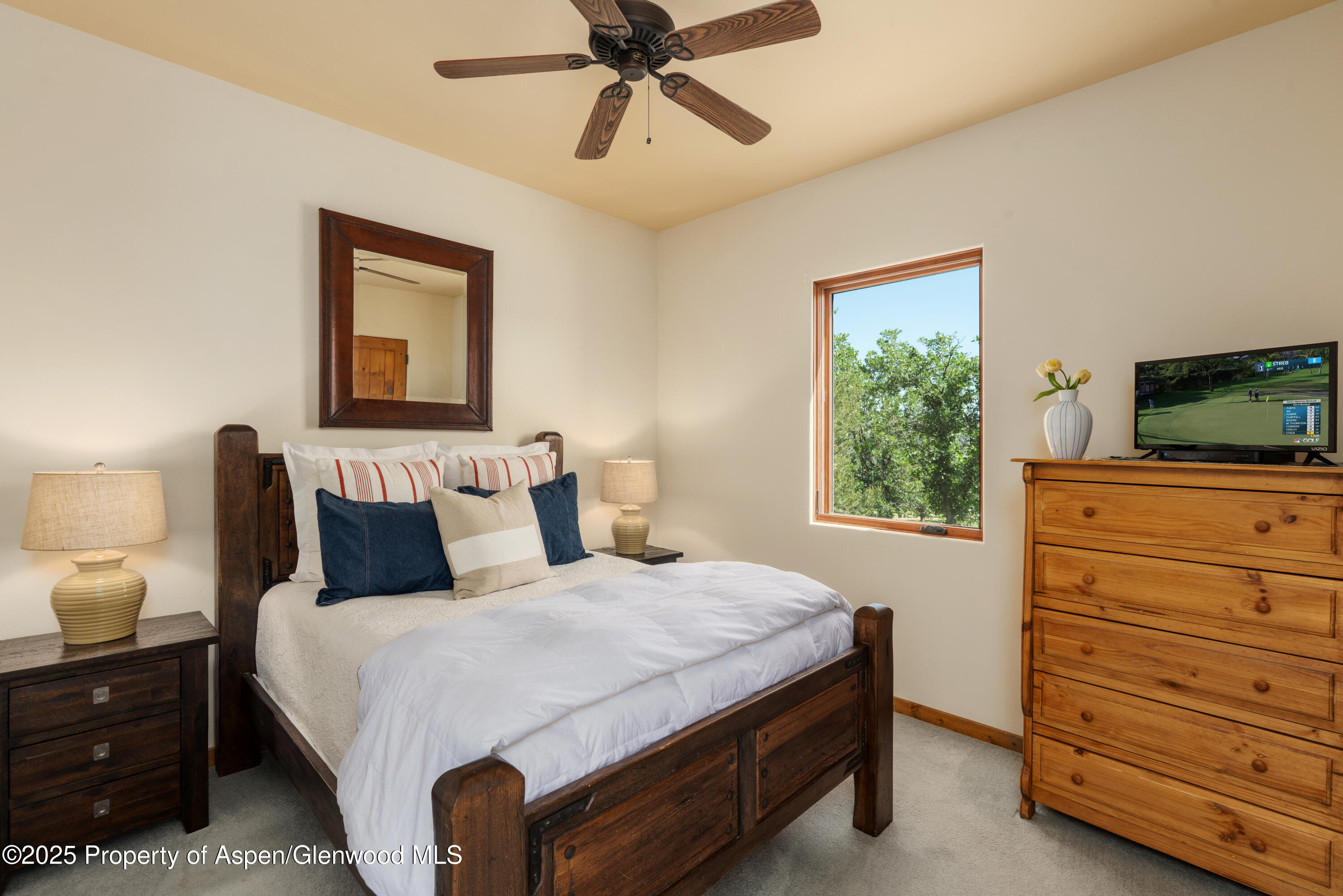 1432 Hooks Spur Road