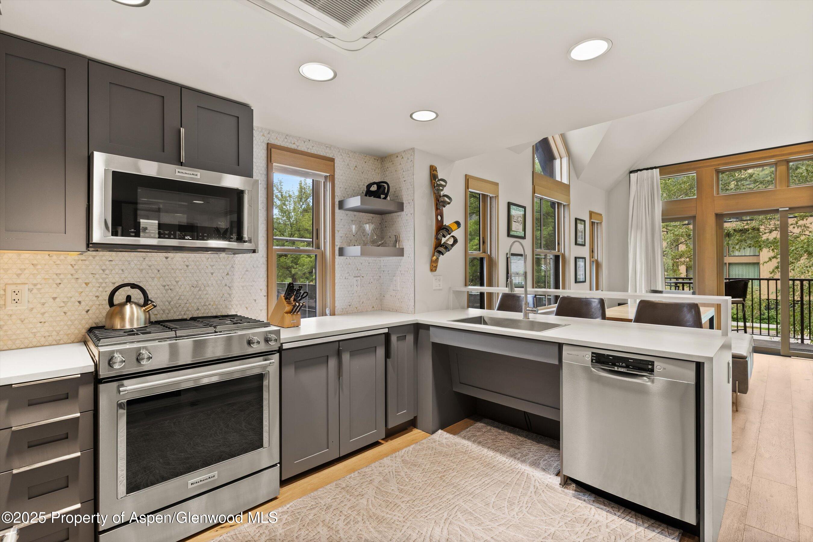122 W Main Street