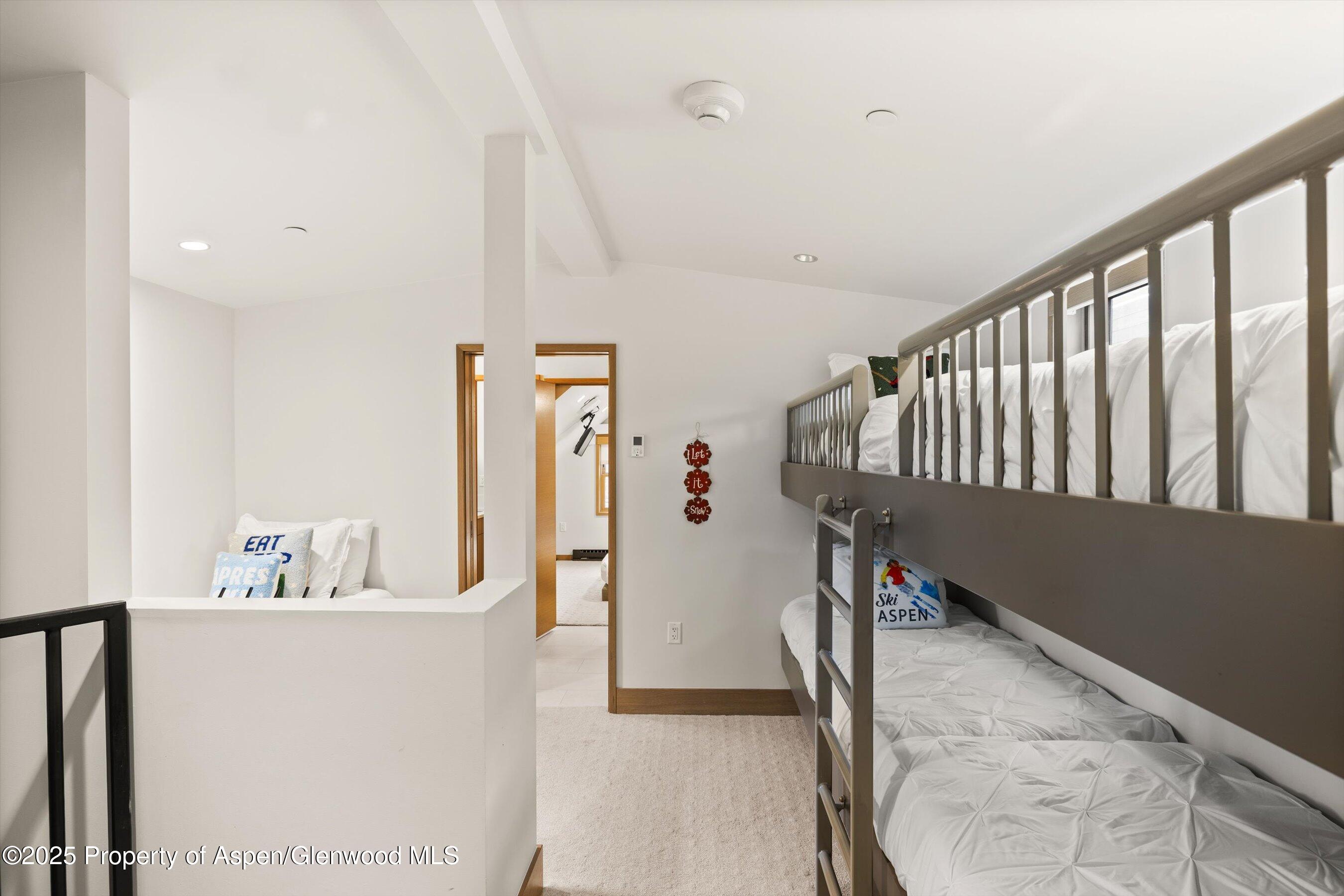 122 W Main Street