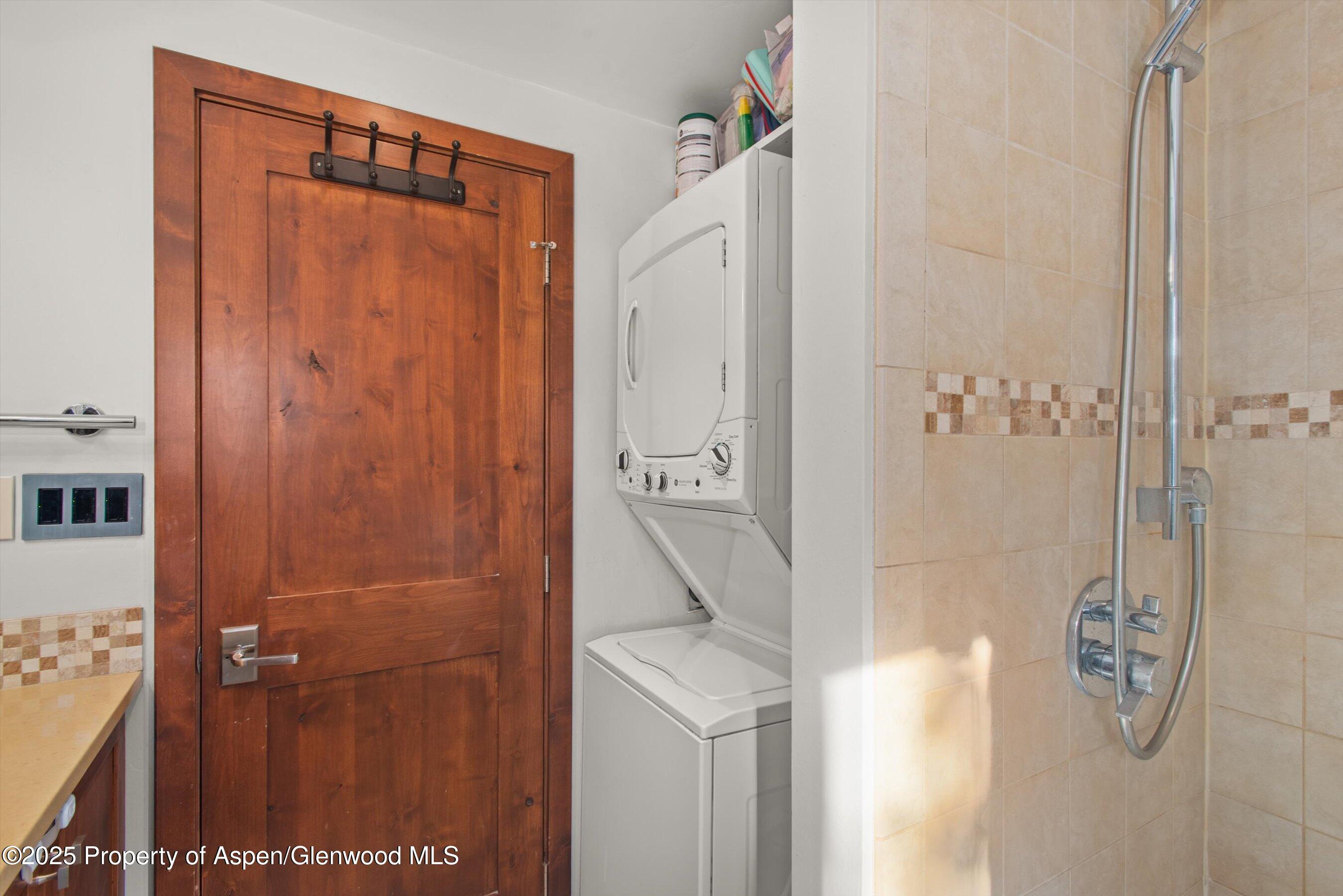 910 W Hallam Street Unit 11