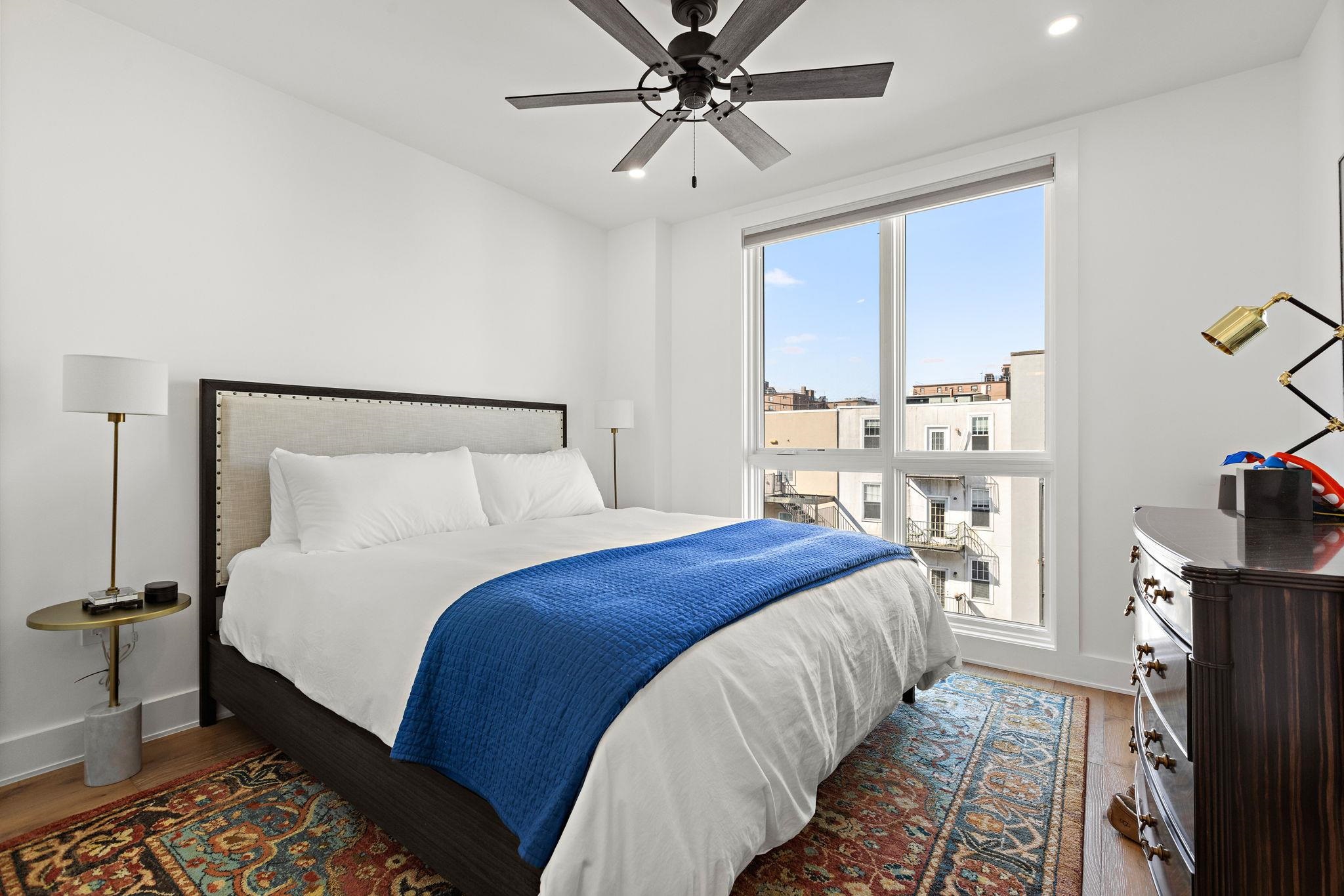 318 MADISON ST Unit: 5