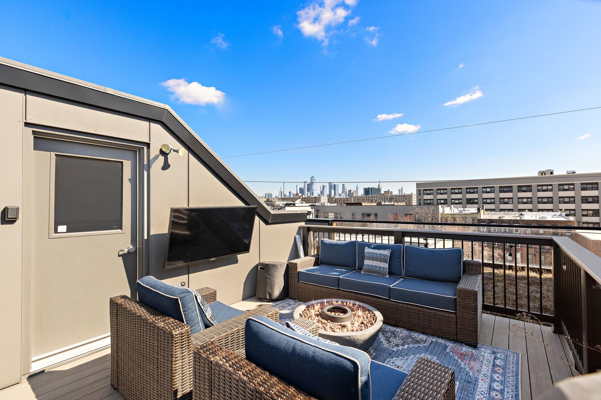 318 MADISON ST Unit: 5