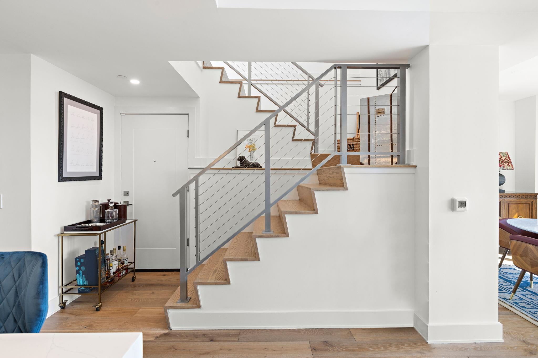 318 MADISON ST Unit: 5