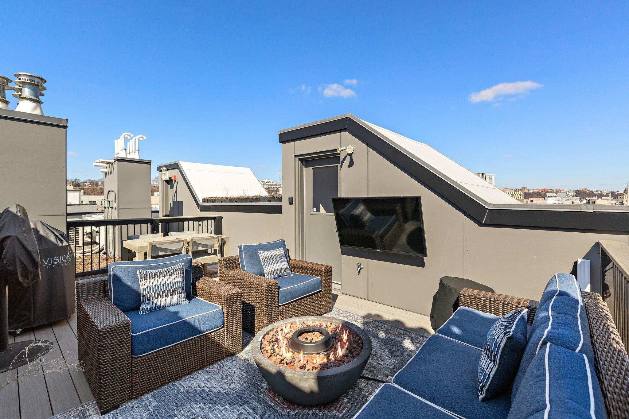 318 MADISON ST Unit: 5