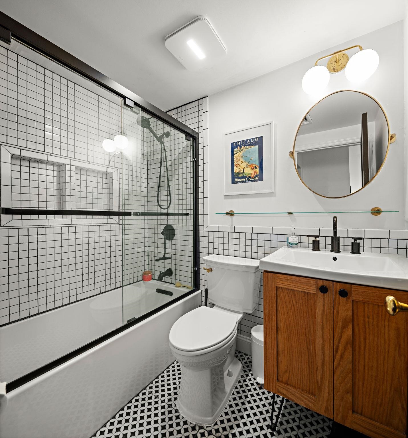 1015 GRAND ST Unit: 5A