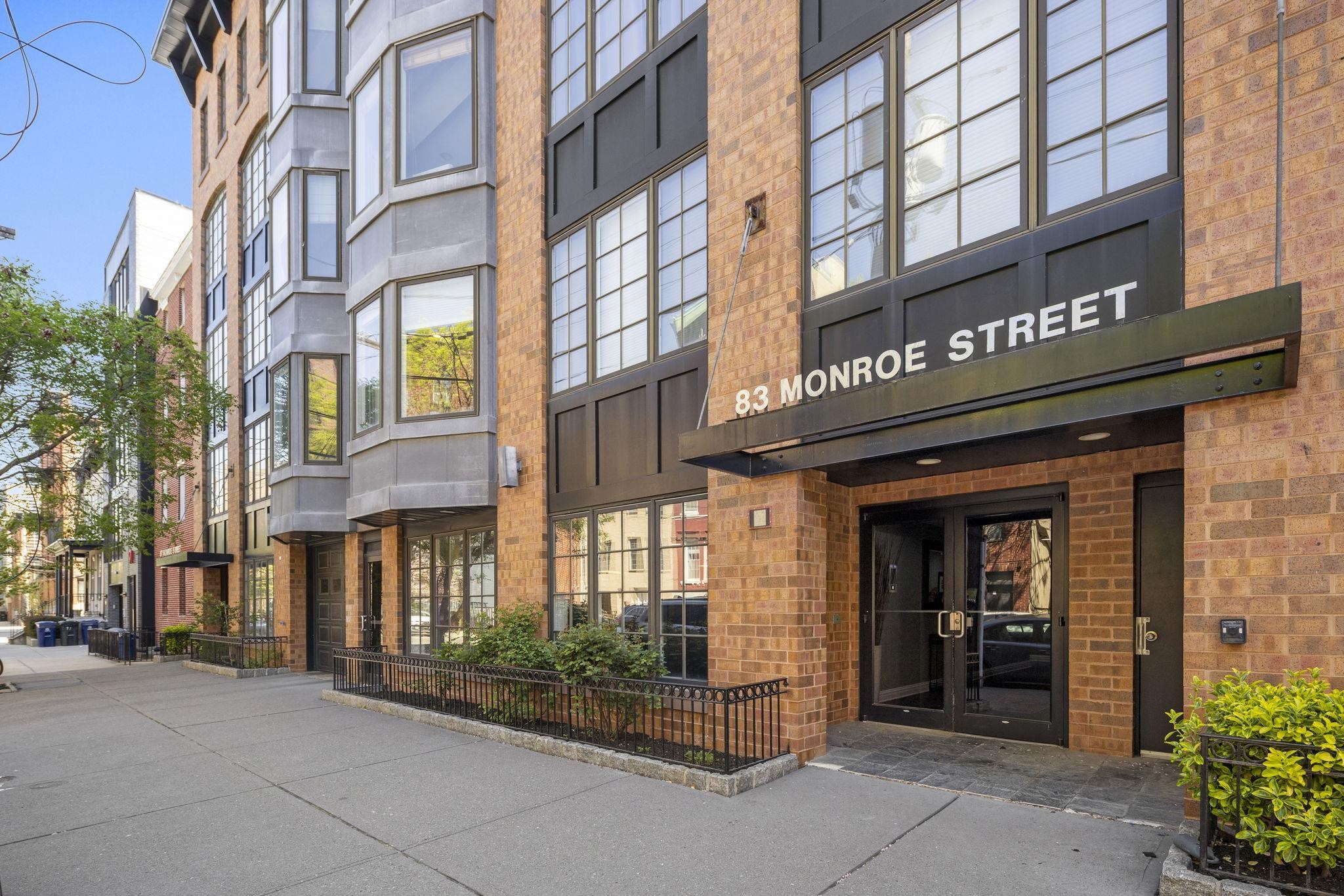 83 MONROE ST Unit: 3A