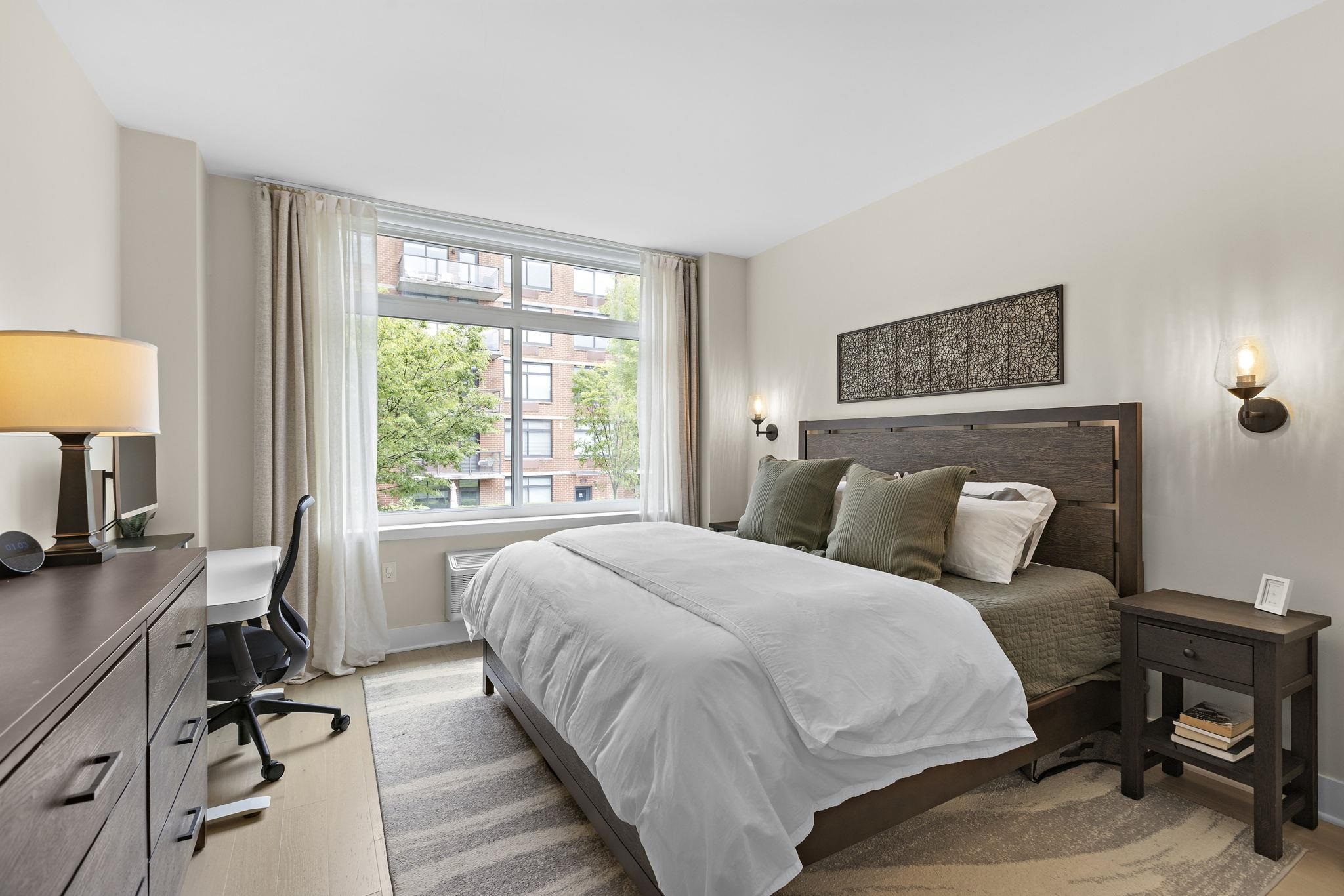 1400 HUDSON ST Unit: 511