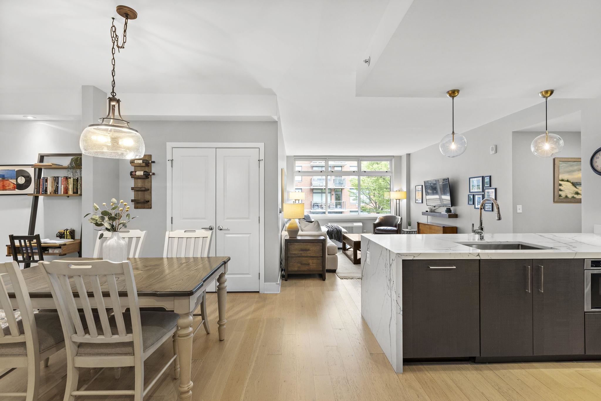 1400 HUDSON ST Unit: 511