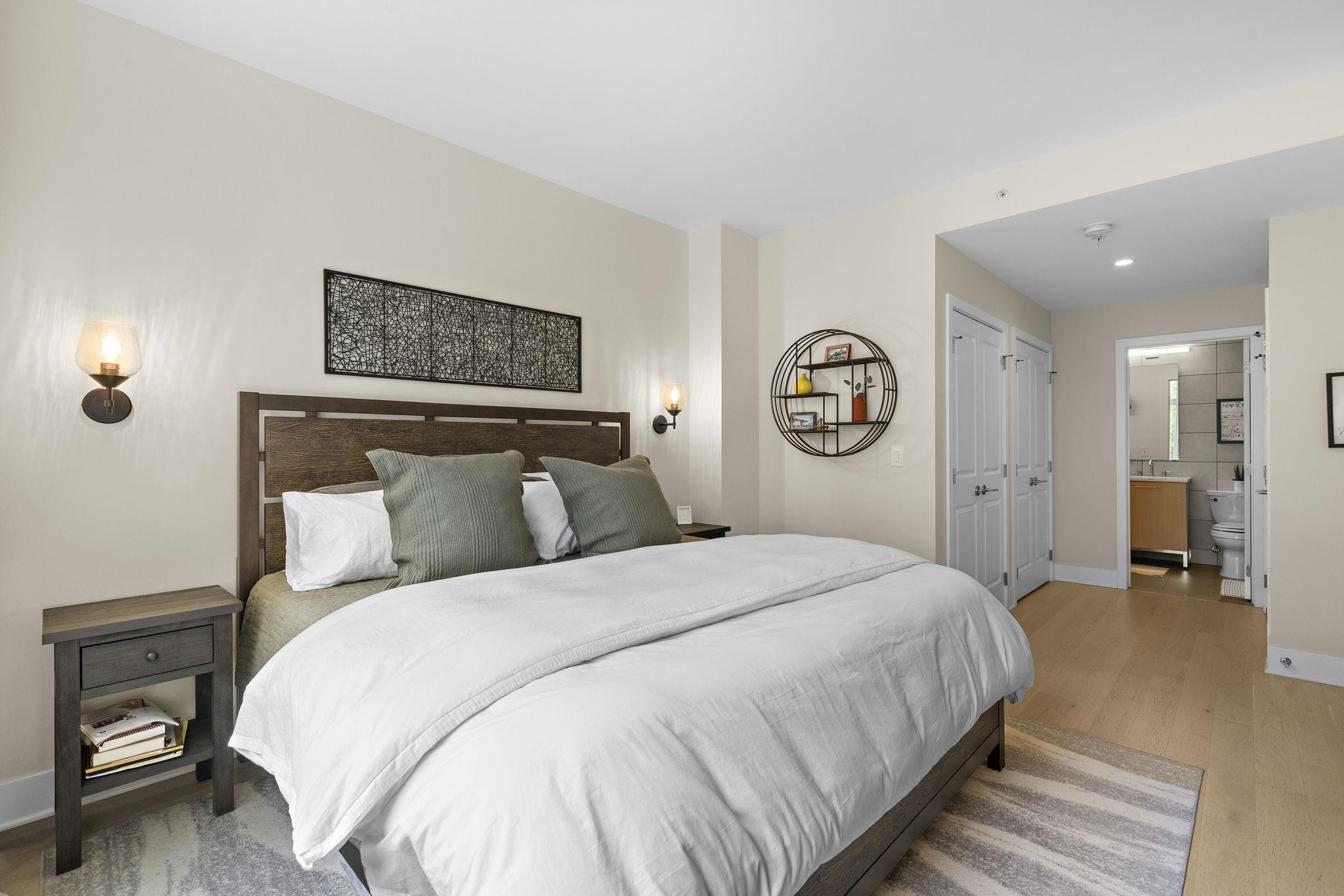 1400 HUDSON ST Unit: 511