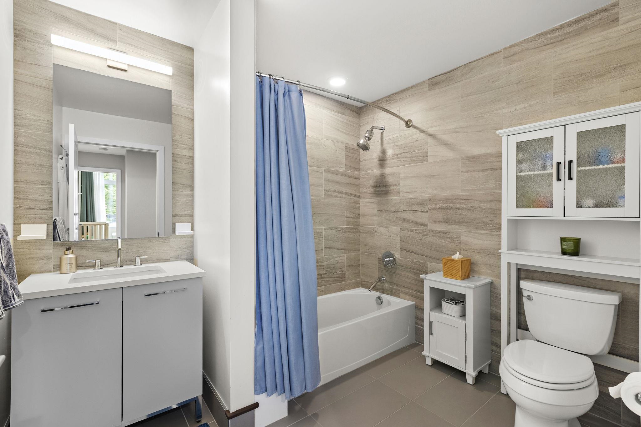 1400 HUDSON ST Unit: 511