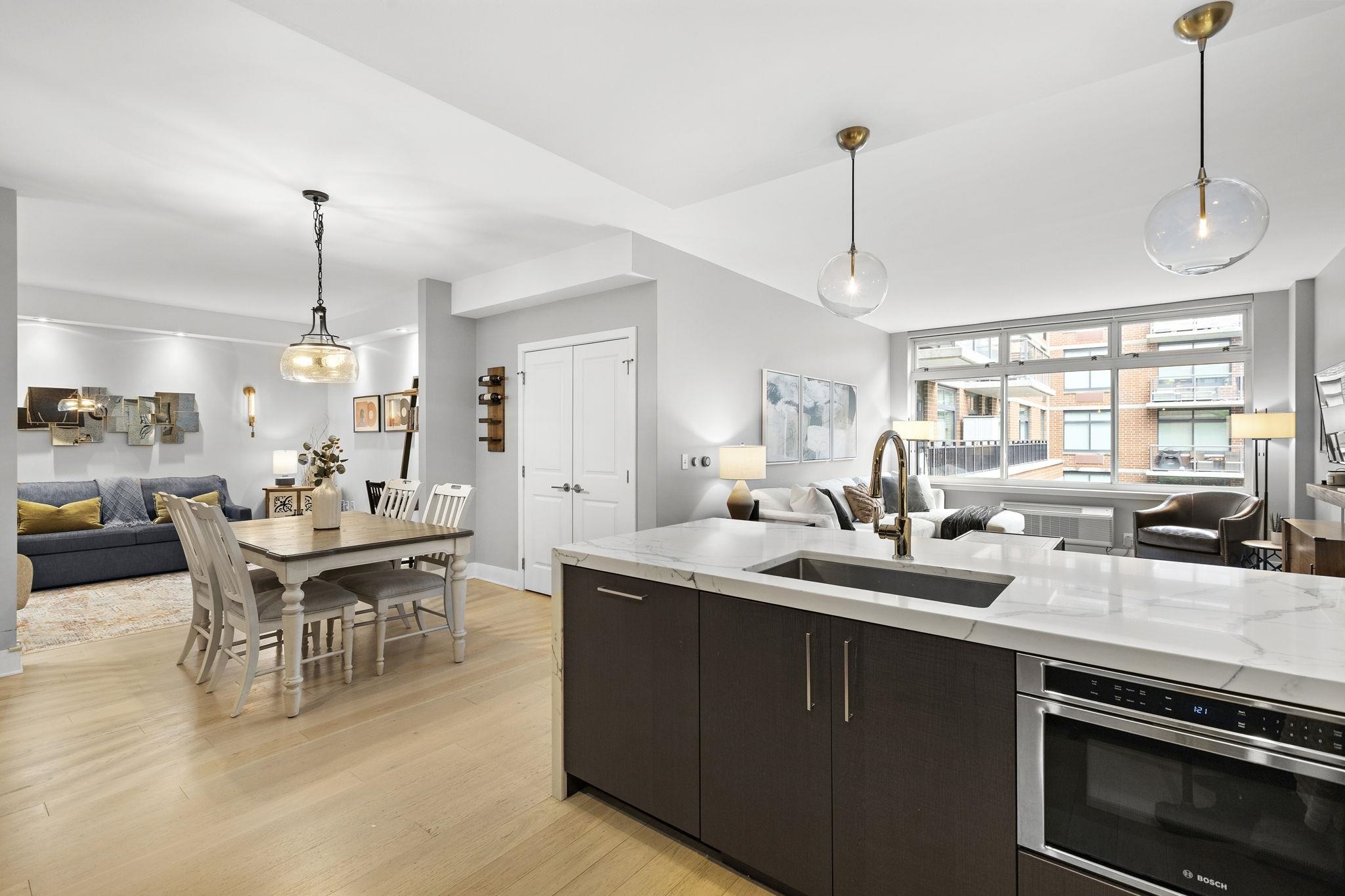 1400 HUDSON ST Unit: 511