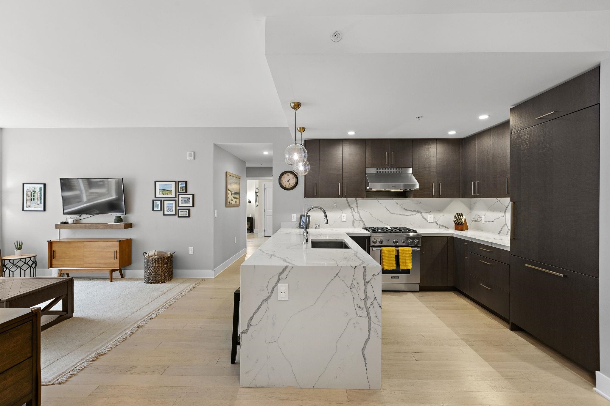 1400 HUDSON ST Unit: 511