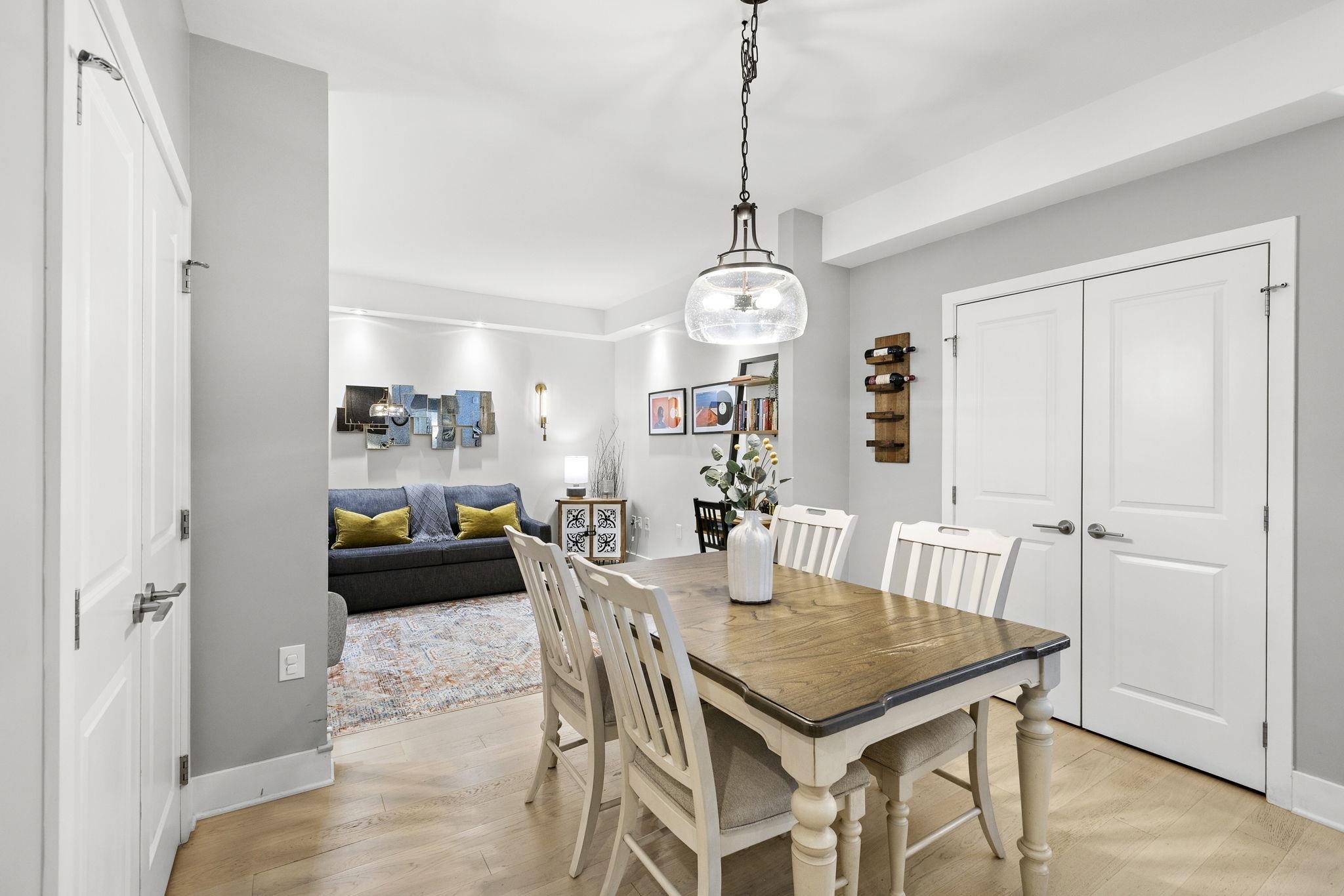 1400 HUDSON ST Unit: 511