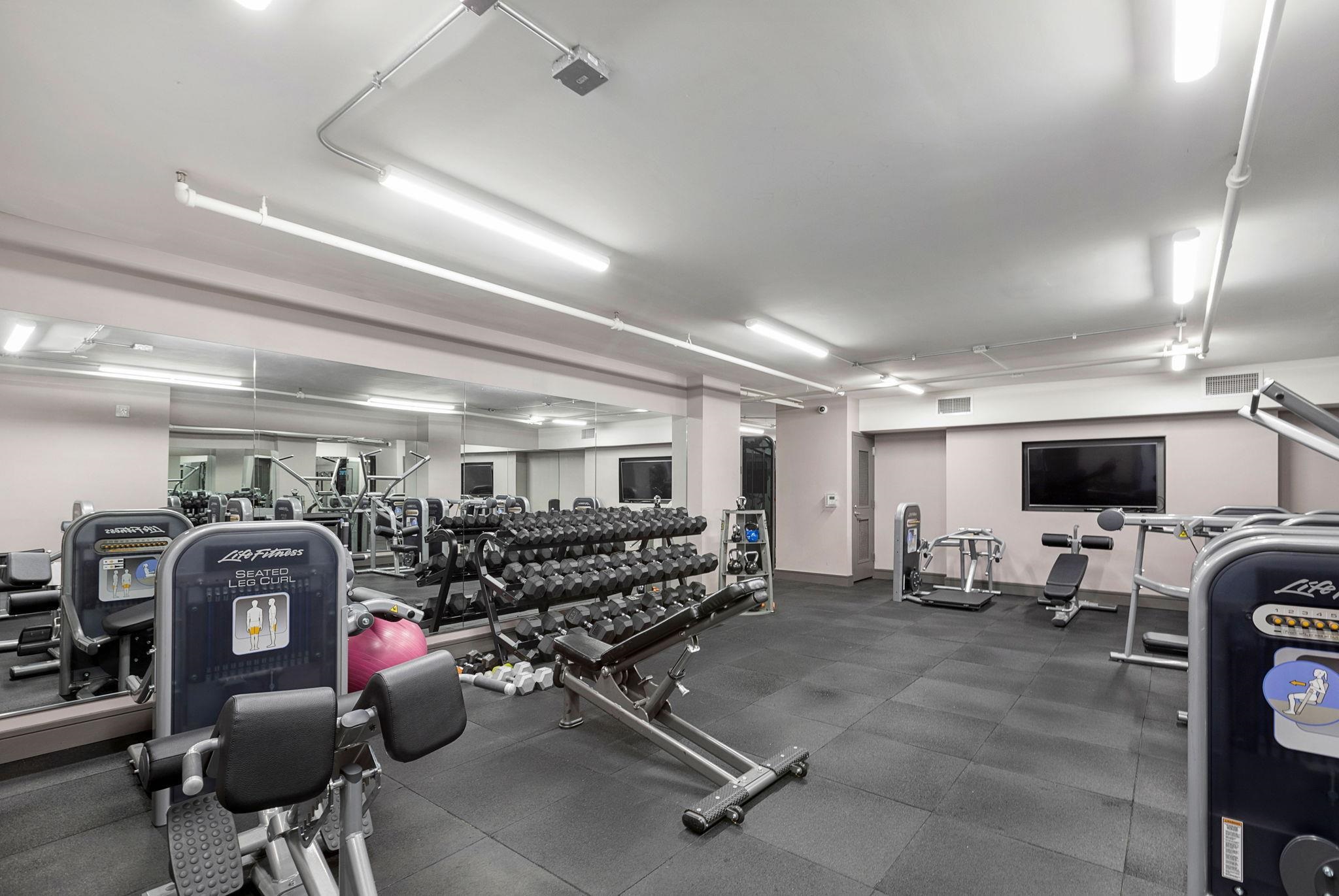 1400 HUDSON ST Unit: 511