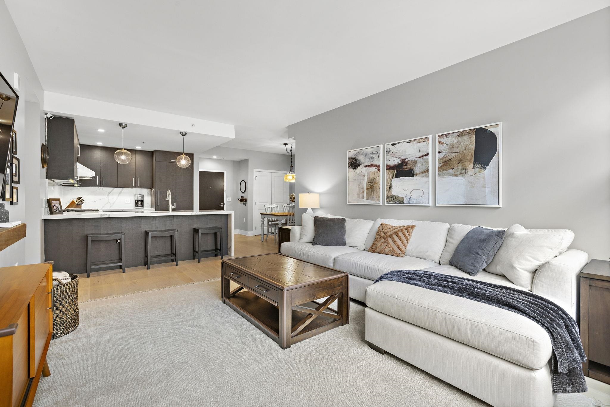 1400 HUDSON ST Unit: 511