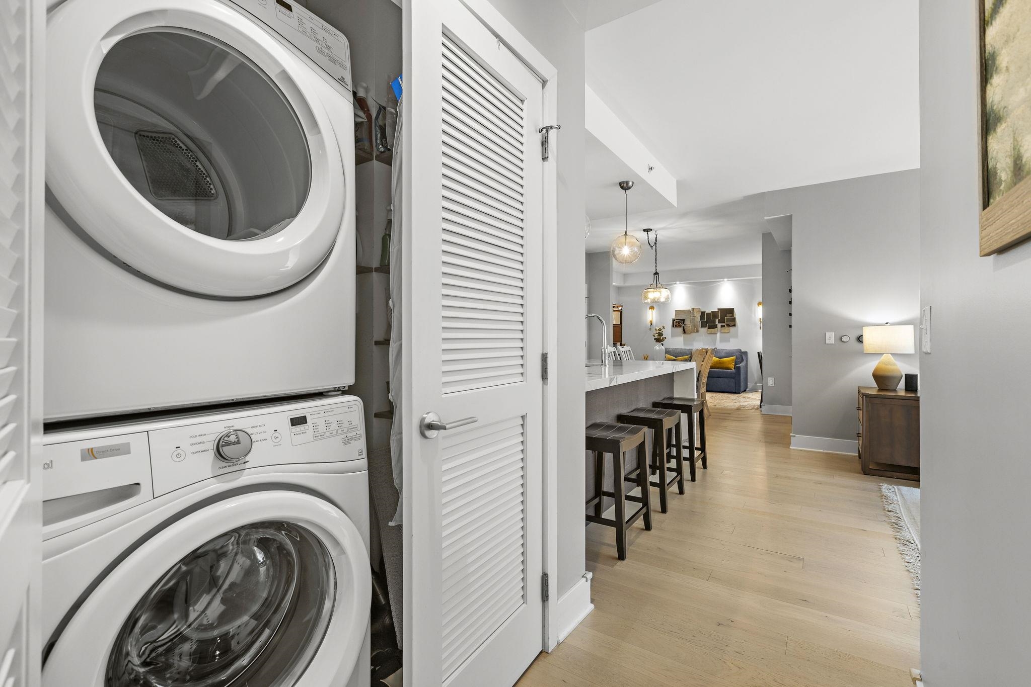 1400 HUDSON ST Unit: 511