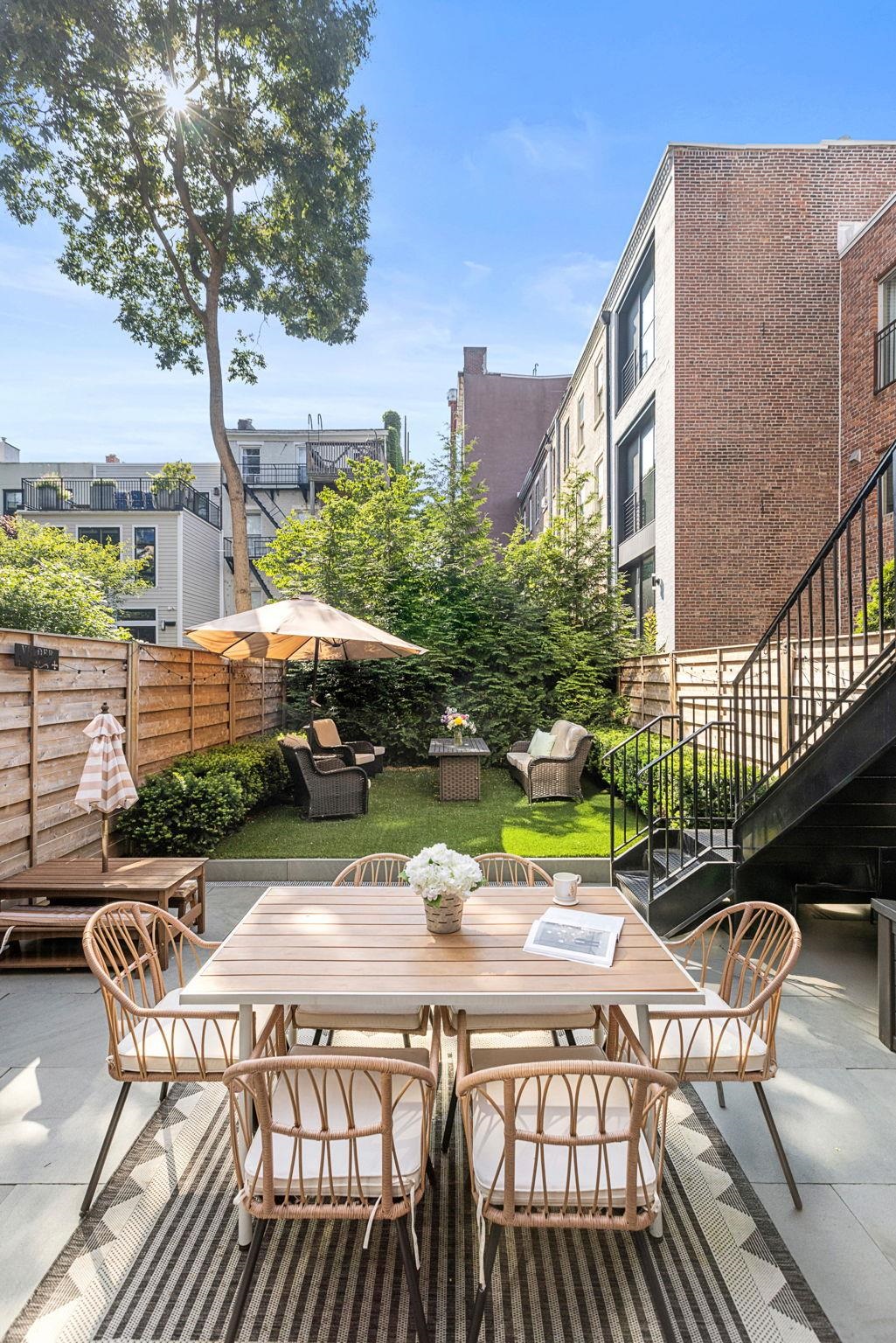 1034 GARDEN ST Unit: 1