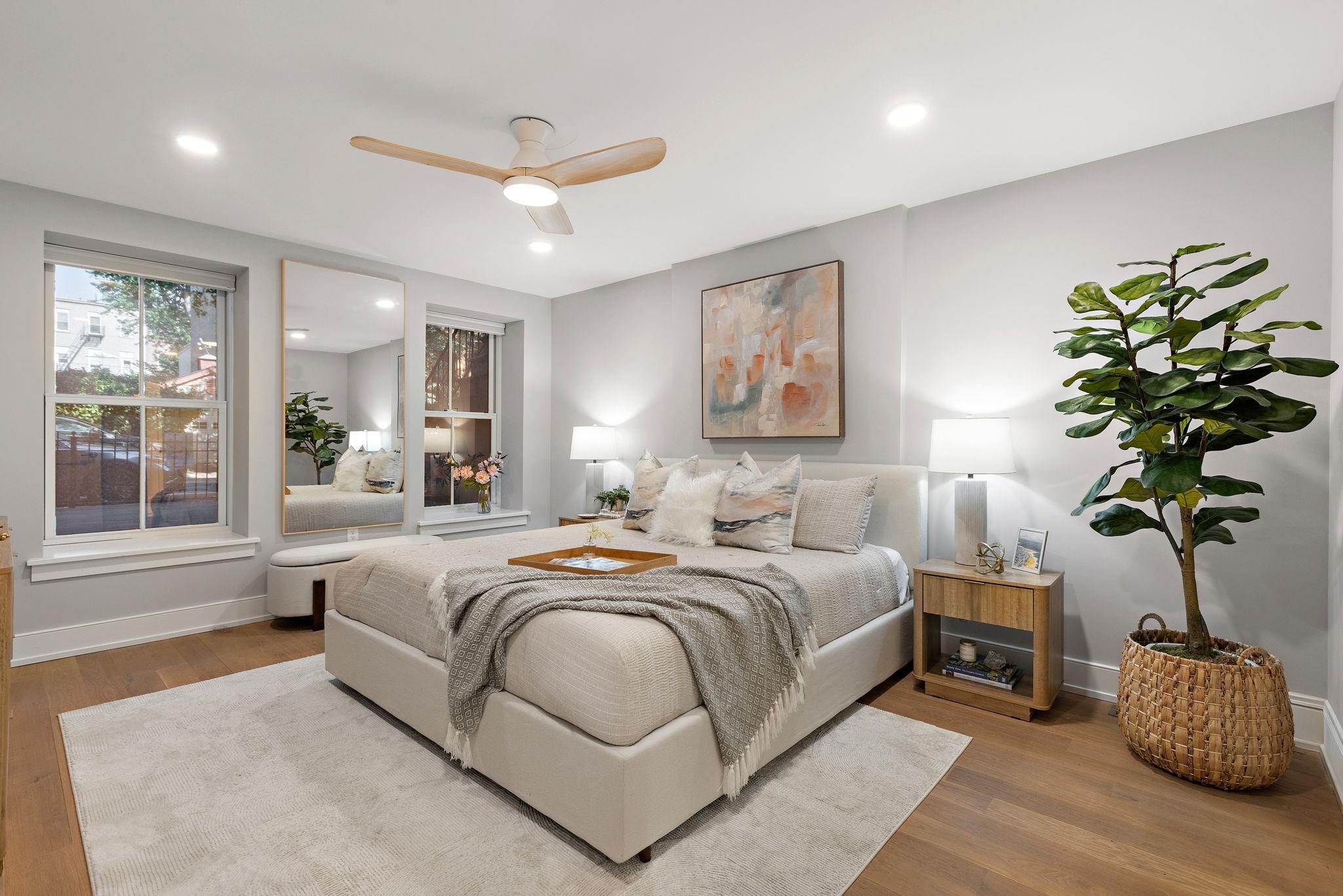 1034 GARDEN ST Unit: 1