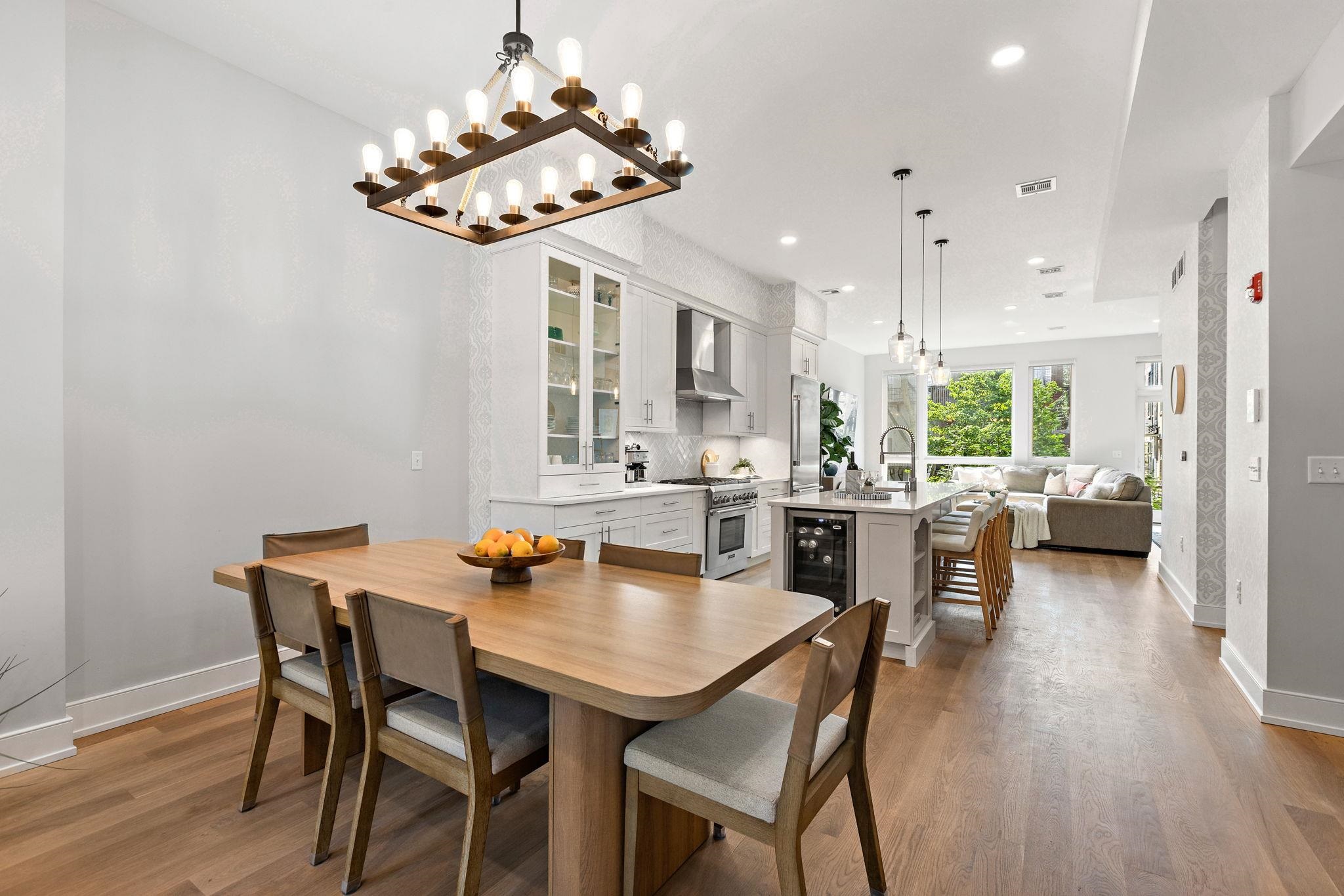 1034 GARDEN ST Unit: 1