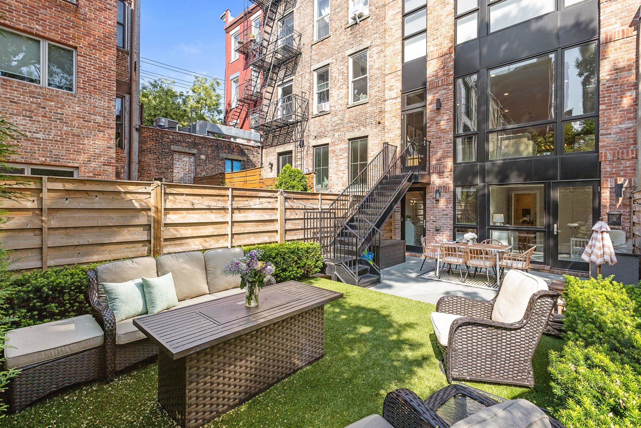 1034 GARDEN ST Unit: 1