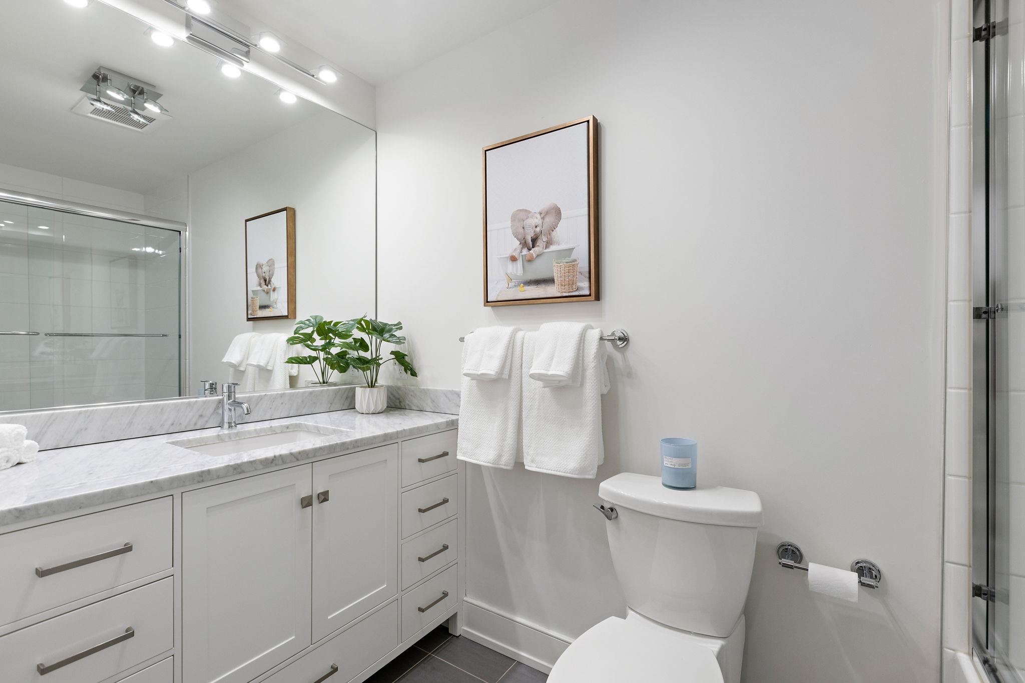 1034 GARDEN ST Unit: 1