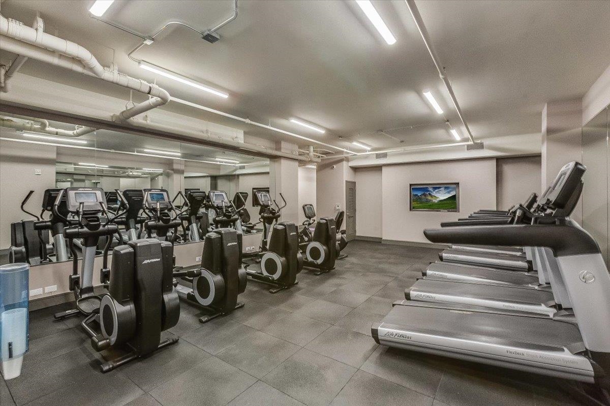1400 HUDSON ST Unit: 1105