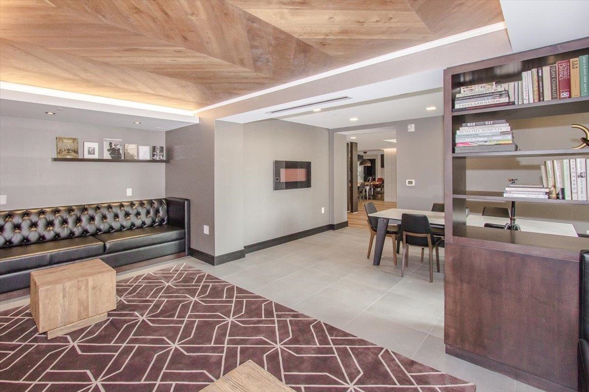 1400 HUDSON ST Unit: 1105