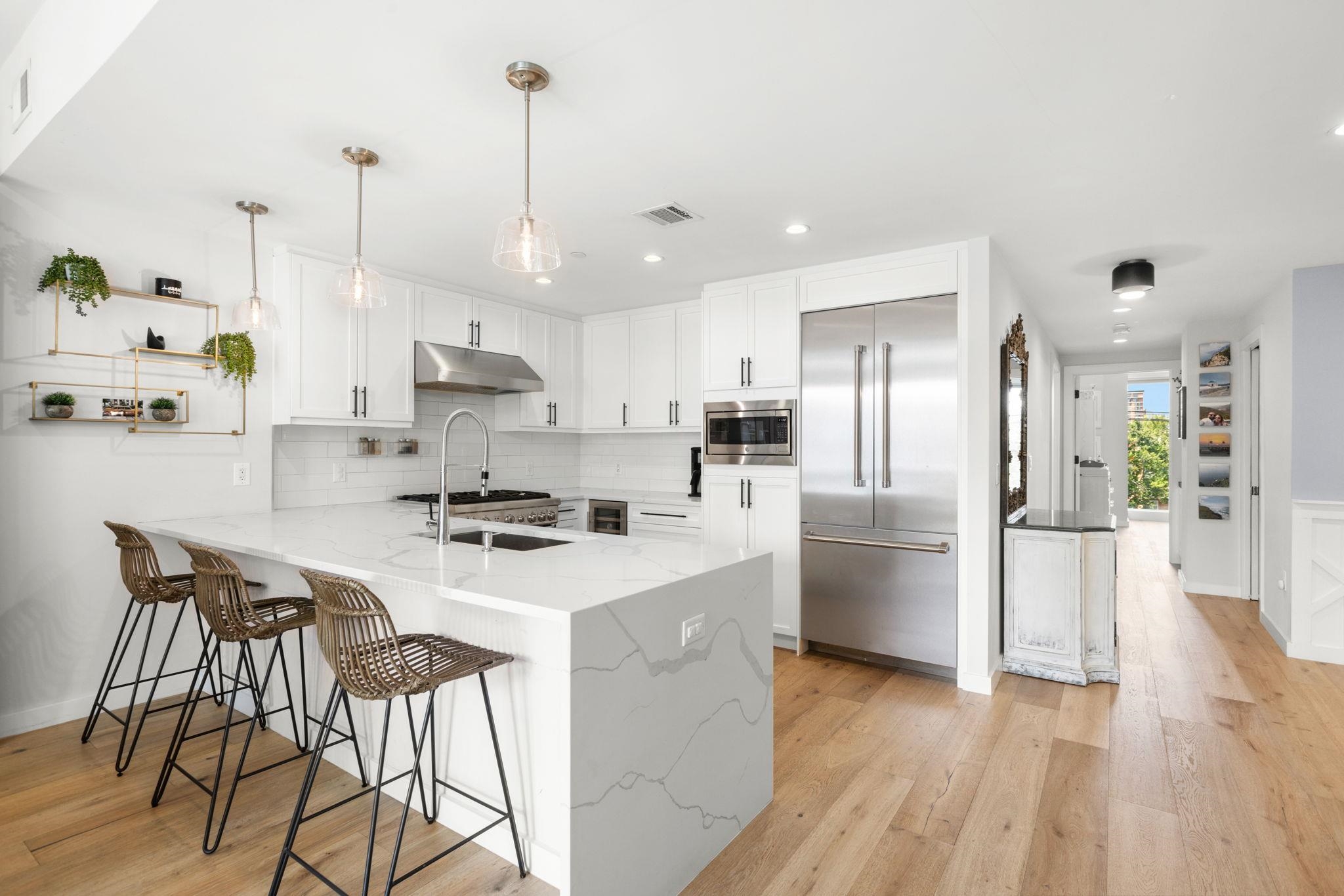 115 GRAND ST Unit: 405