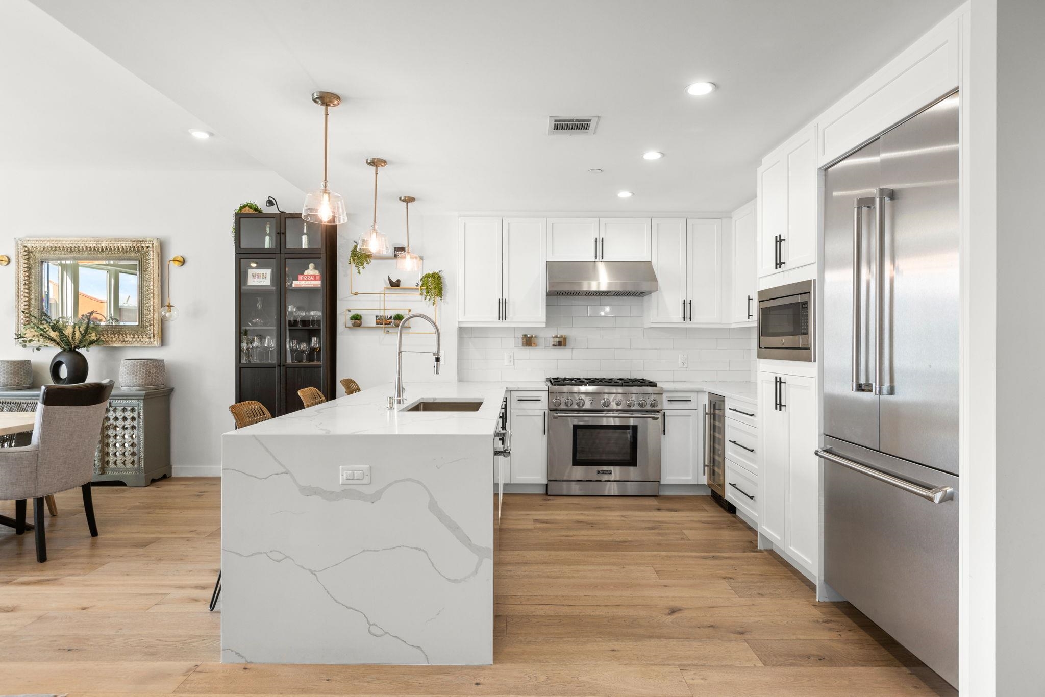 115 GRAND ST Unit: 405